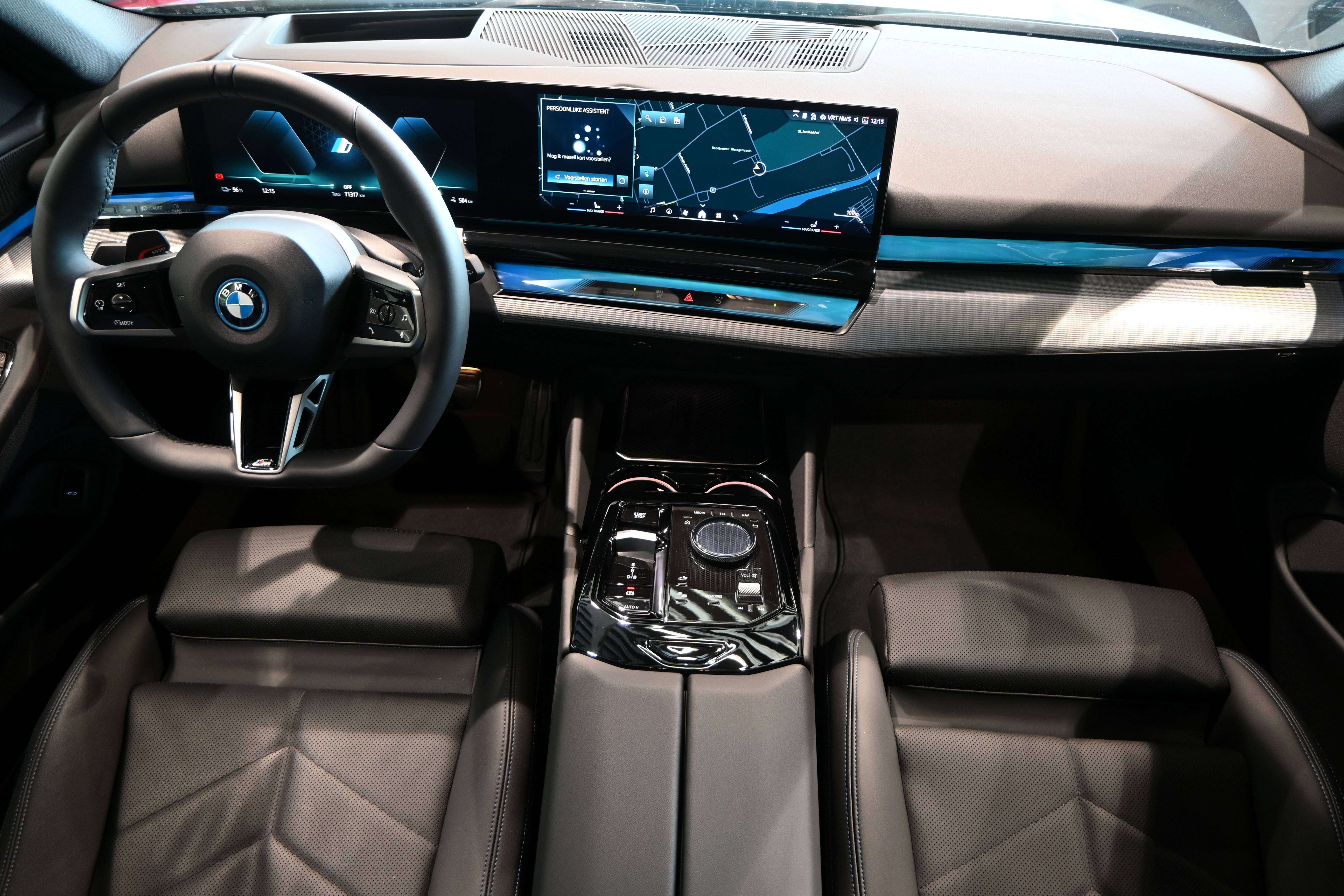 BMW i5 Touring xDrive40 M Sport **LED/LEDER/360°CAM/H&K/DAB/CARPLAY/CC**