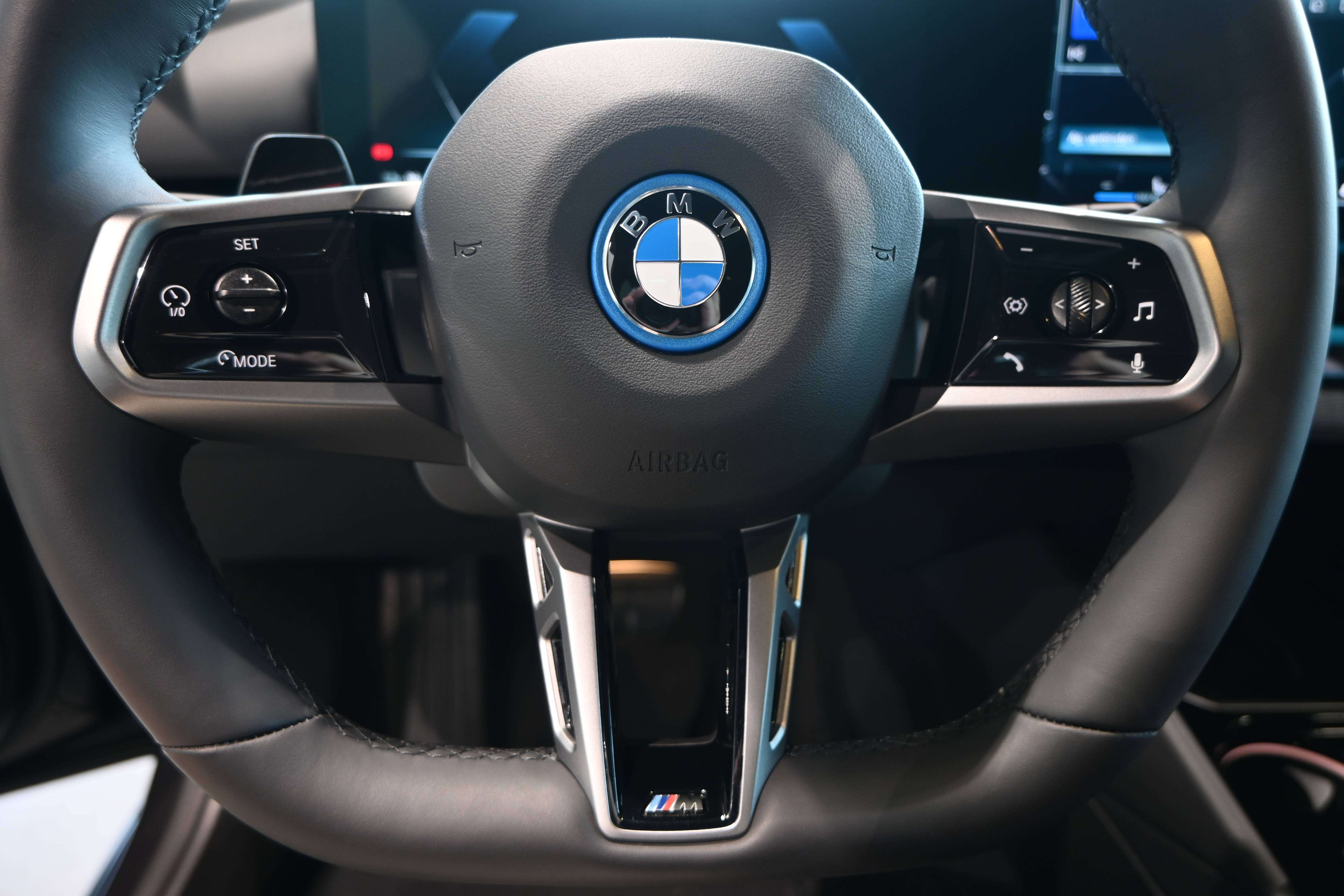 BMW i5 Touring xDrive40 M Sport **LED/LEDER/360°CAM/H&K/DAB/CARPLAY/CC**