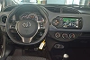 Toyota Yaris 1.3 L BENZ. / NAVI + CAMER / CRUISE CONTROL / AIRCO thumbnail