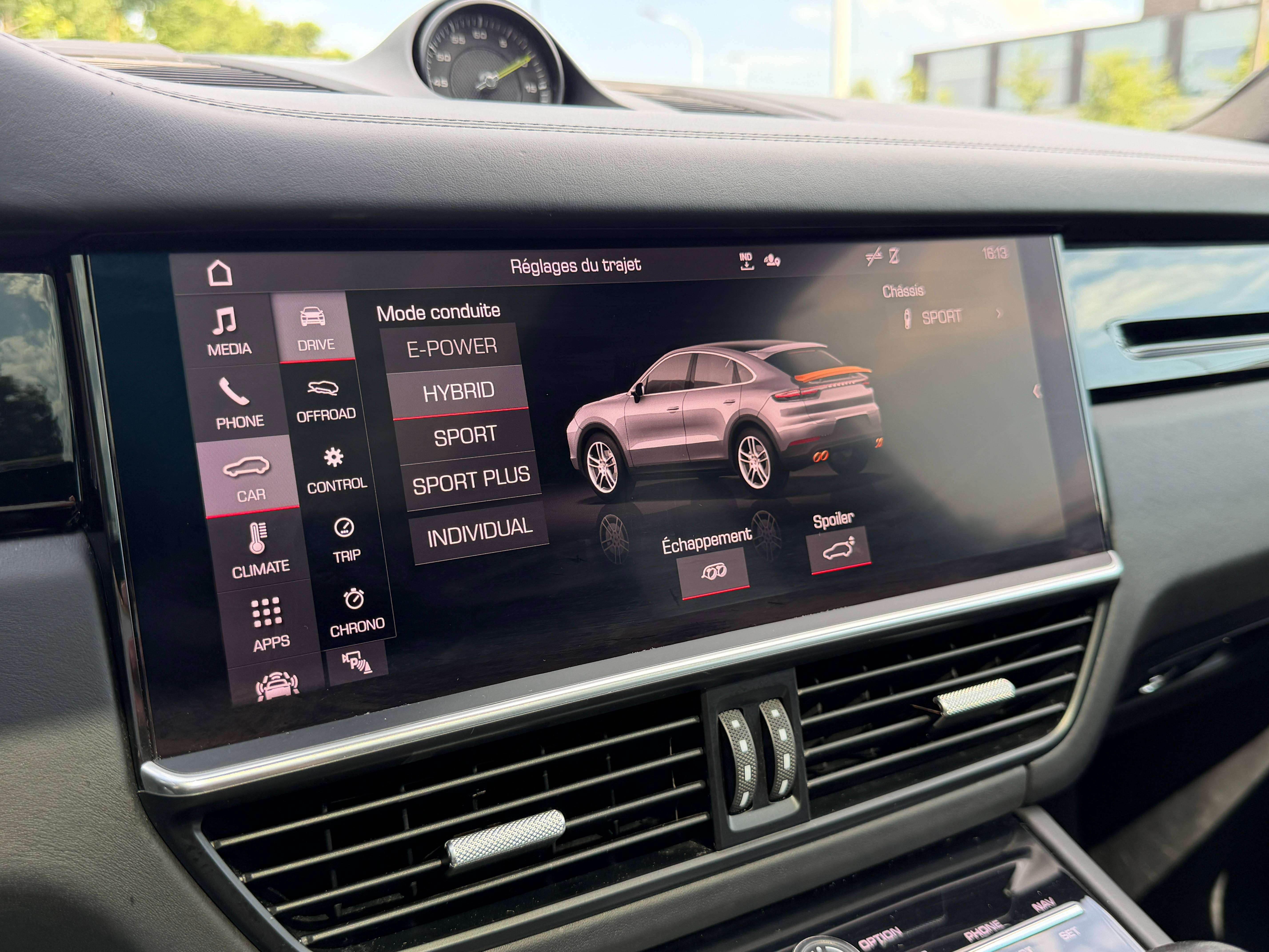 Porsche Cayenne e-Hybrid 3.0 V6 - Bose - Sg chauff - Toit pano - Chrono
