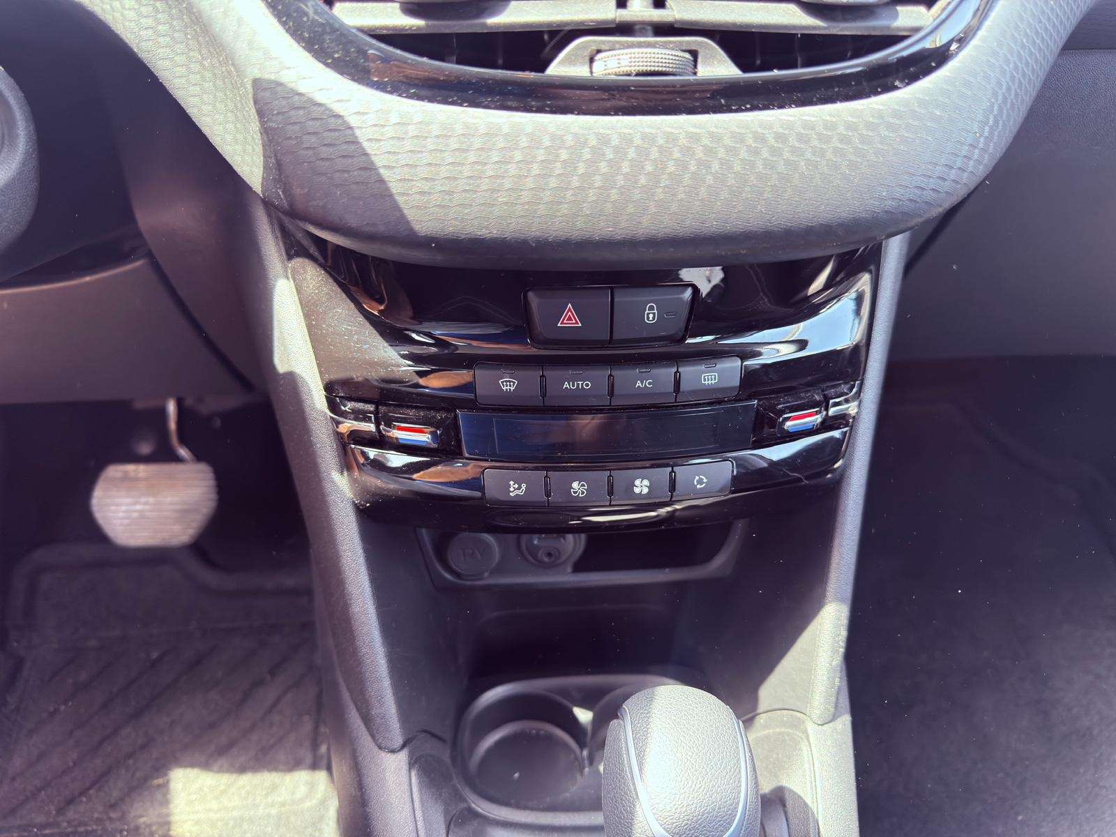 Peugeot 208 208 1.2 PureTech Allure S