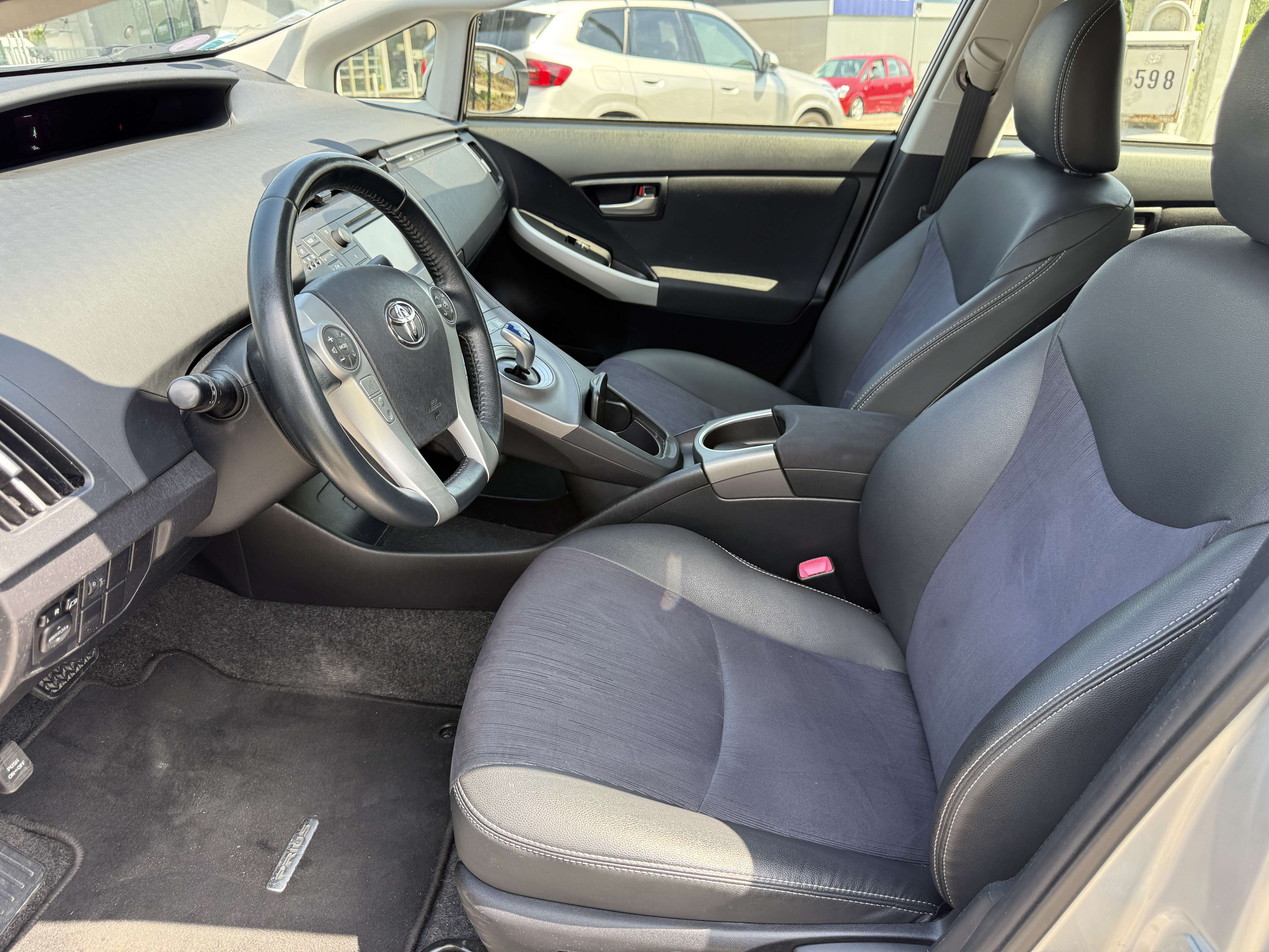 Toyota Prius Prius PHEV 1.8i VVT-i Active Lounge