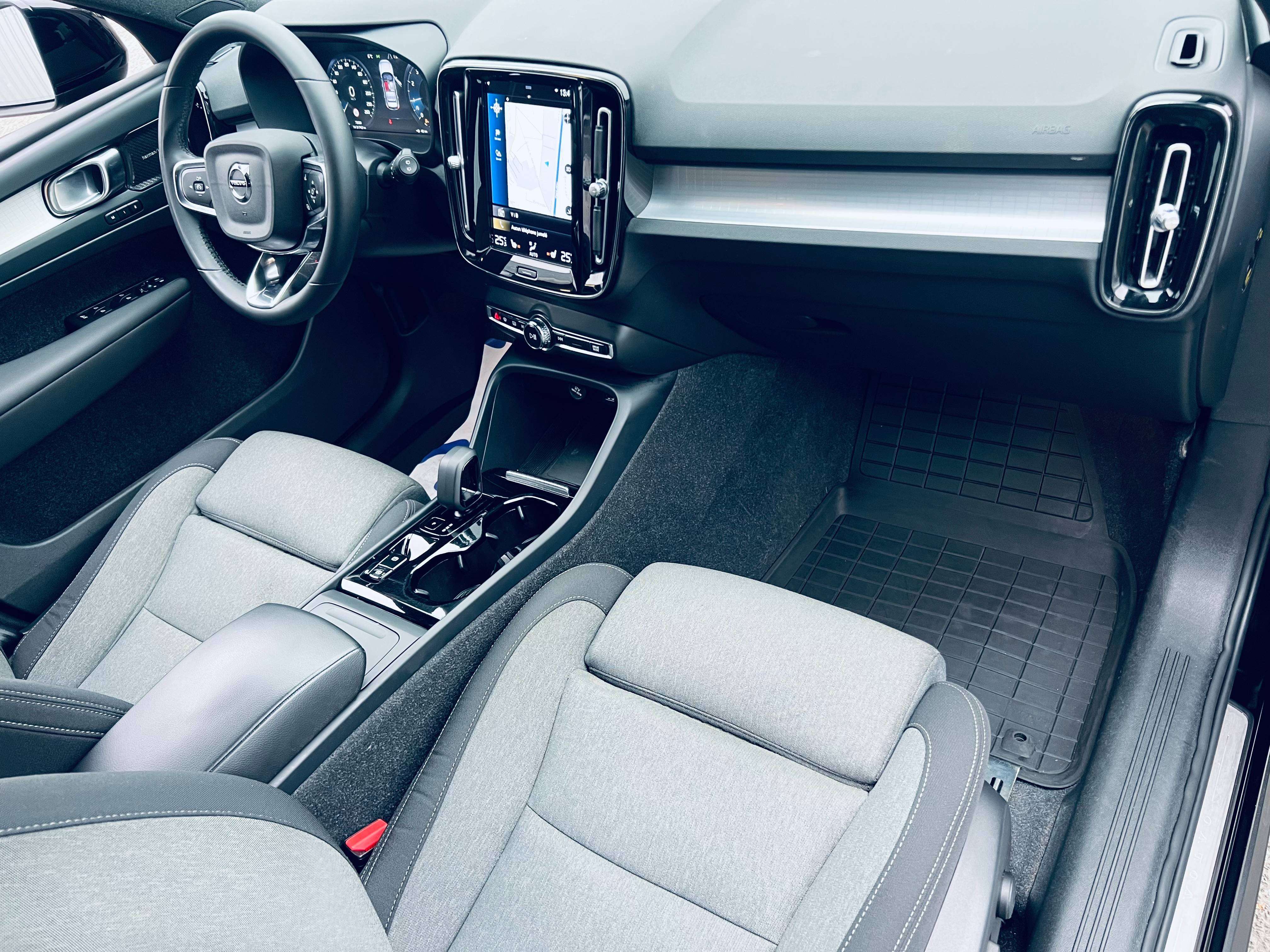 Volvo XC40 1.5 T2 Dark Design Geartronic+TVA+CARNET+GARANTIE