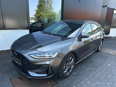 Ford Focus 1.0 EcoBoost MHEV ST-Line Design Black Pack
