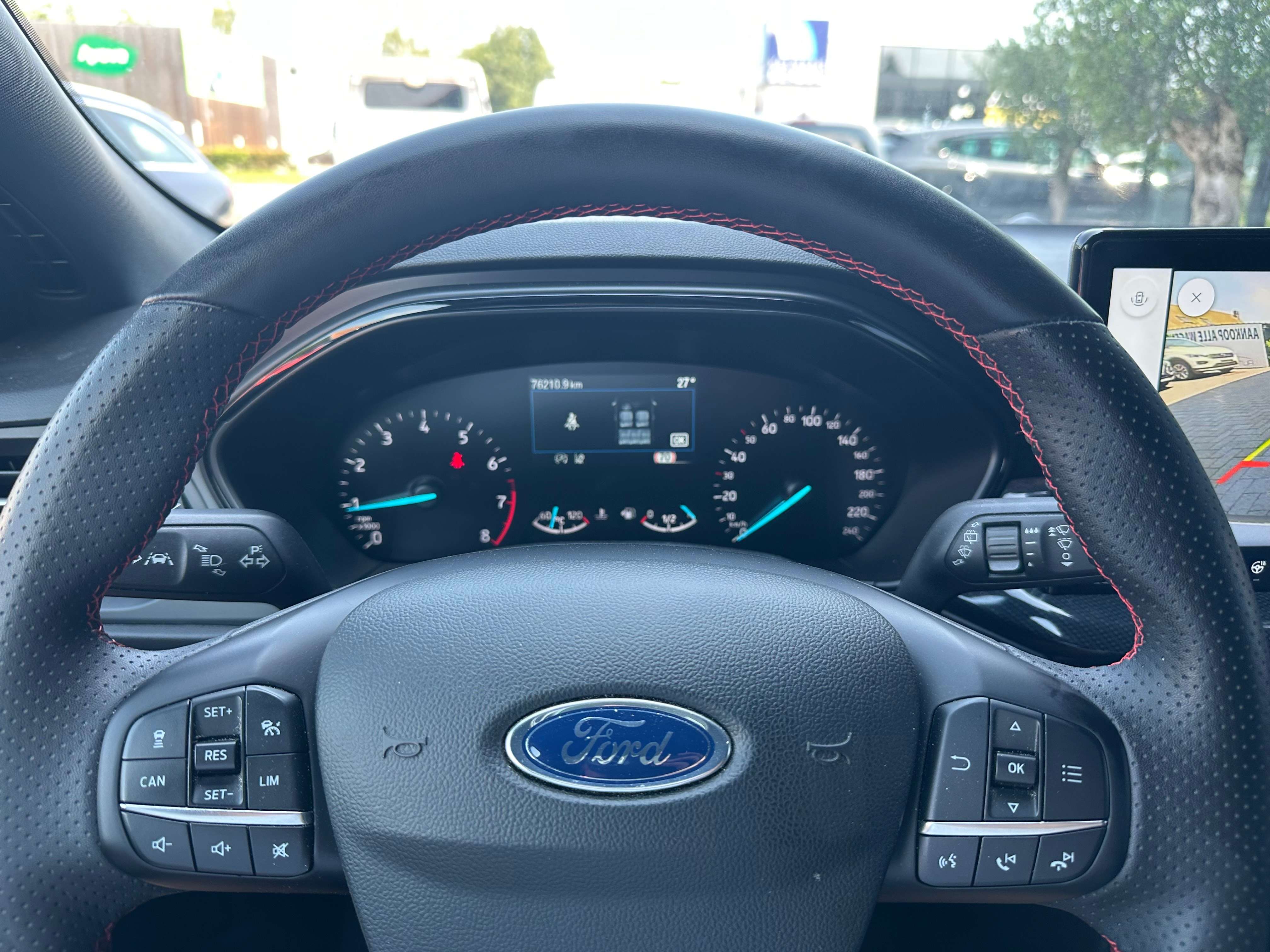 Ford Focus 1.0 EcoBoost MHEV ST-Line Design Black Pack
