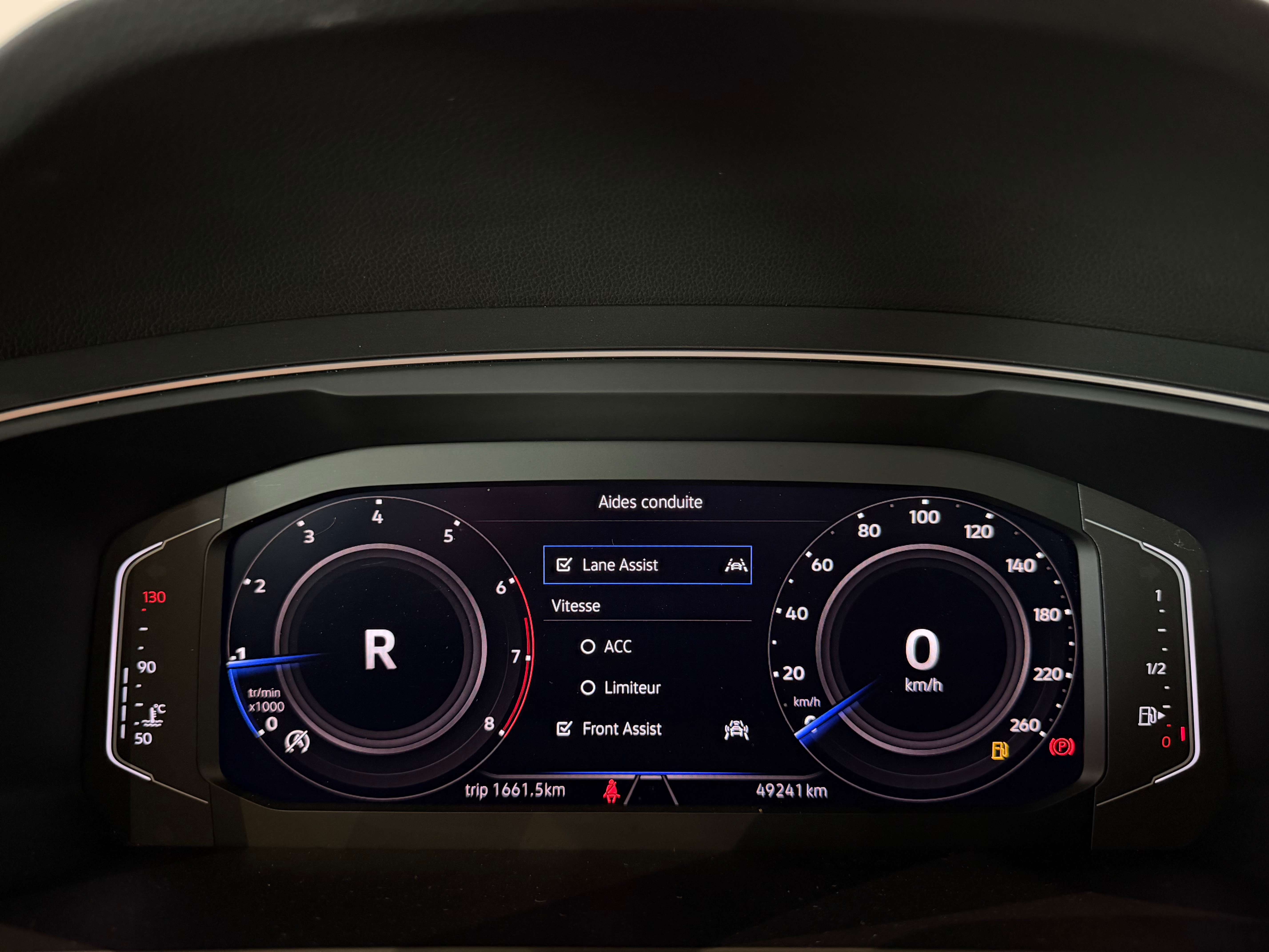 Volkswagen Tiguan 1.5 TSI - AUTOMATIQUE - 1ERPRO - GARANTIE 12MOIS