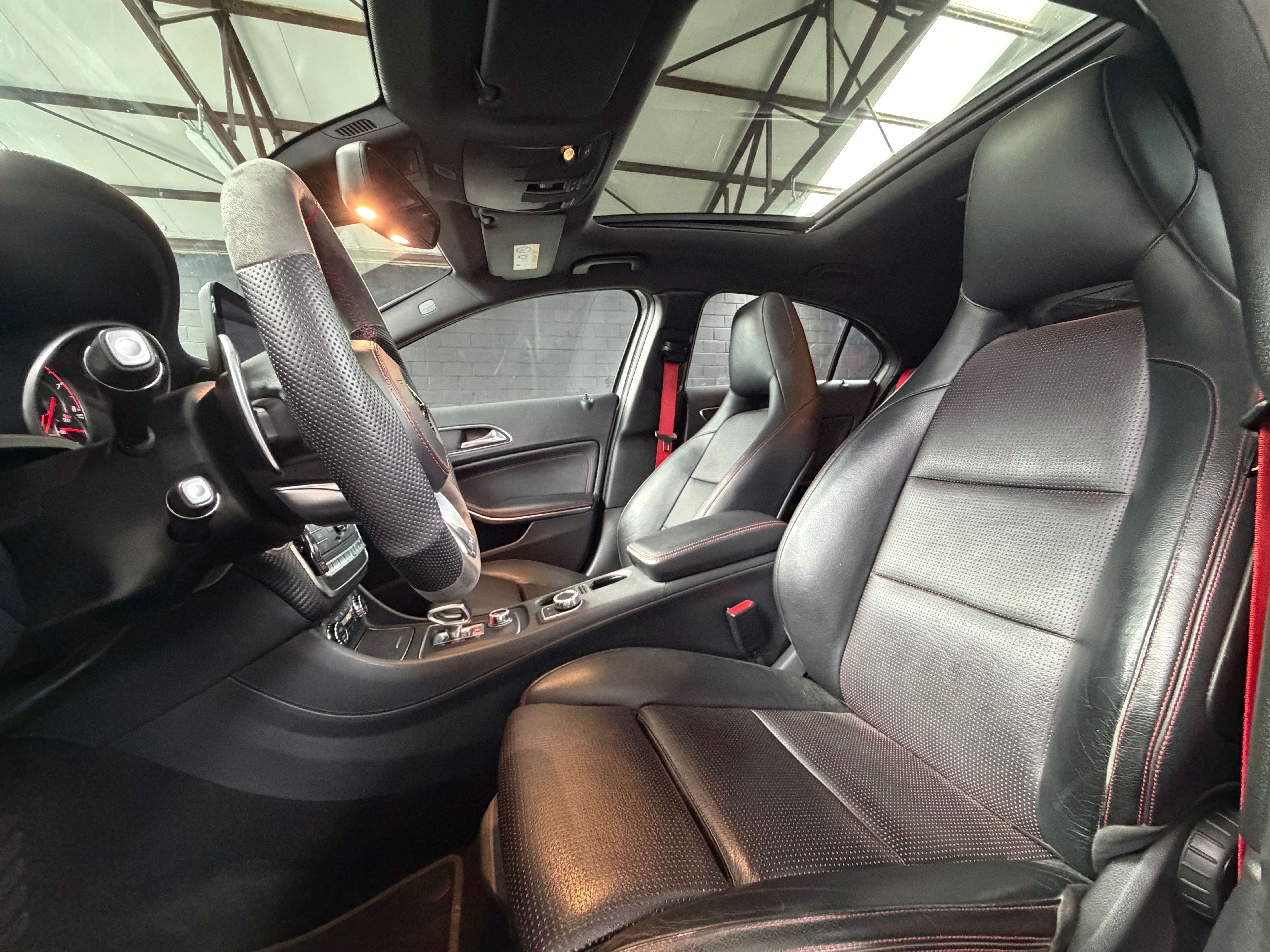 Mercedes-Benz A 45 AMG 4-Matic * 12/2015 * PACK AERO * PANO * GPS * SG CH * CLIM *
