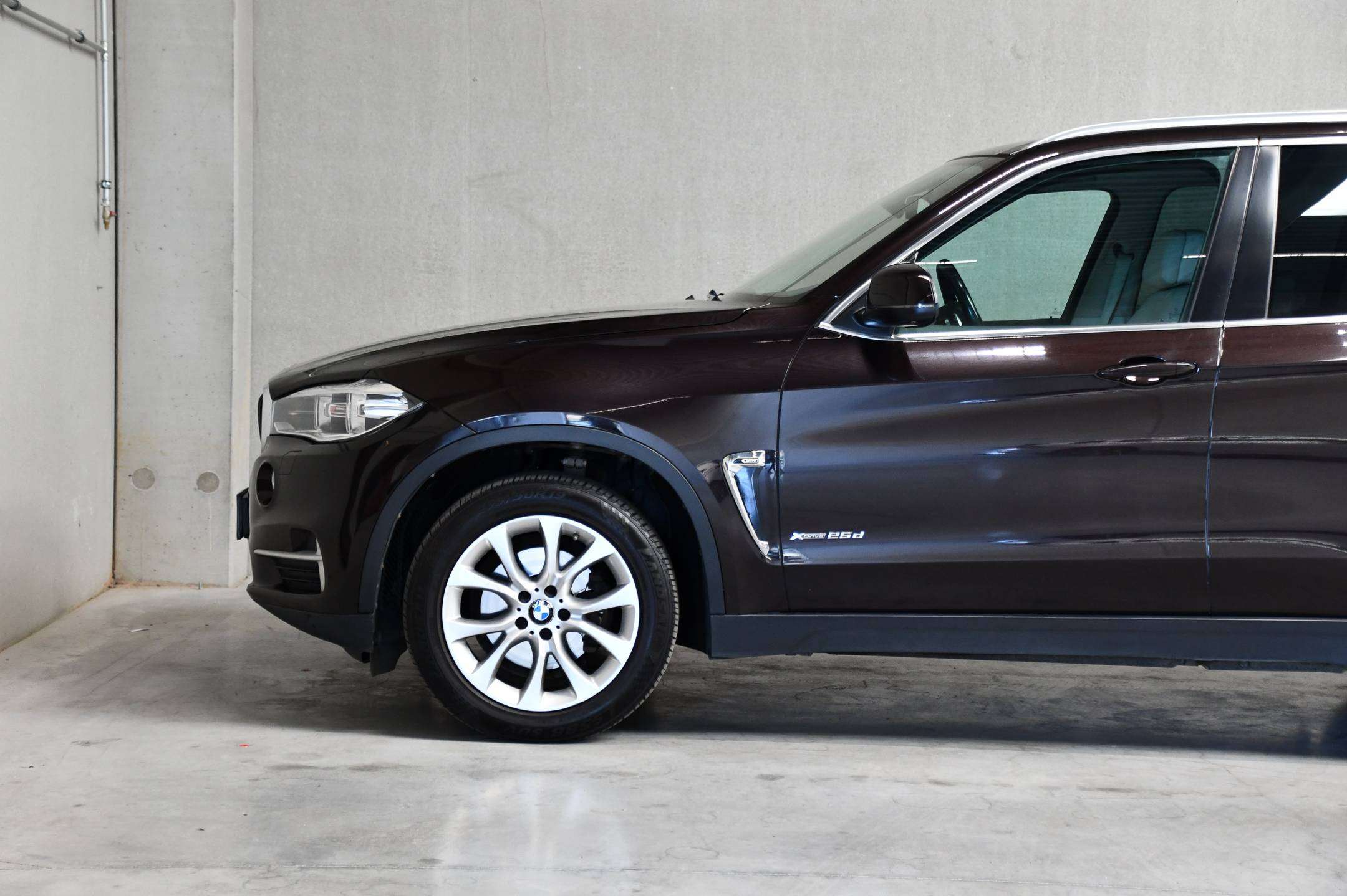 BMW X5 25d - TOPSTAAT! -  xDrive - HUD -  Memory - Cruise - Comfort seats