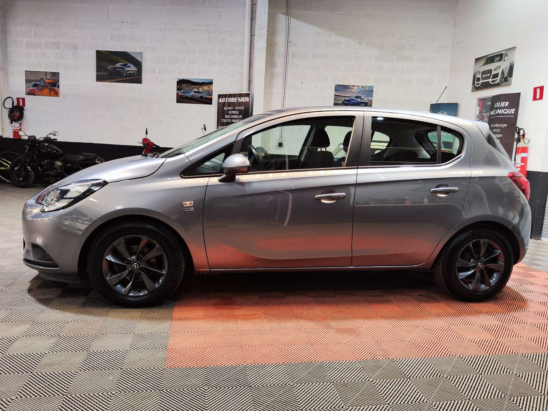 Opel Corsa Corsa 1.4i 120 Years (EU6.2) //Garantie 1 an//