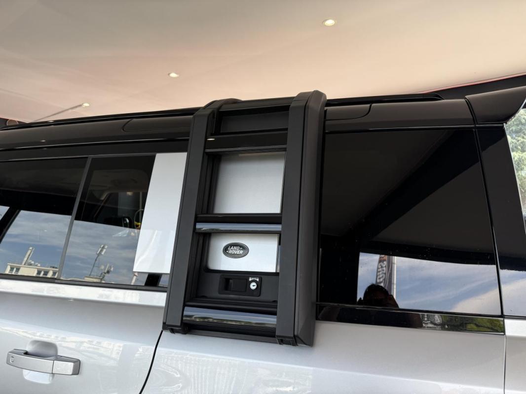 Land Rover Defender 110 3.0 D250 MHEV - BVA II STATION WAGON X-Dynamic HSE PHASE 1