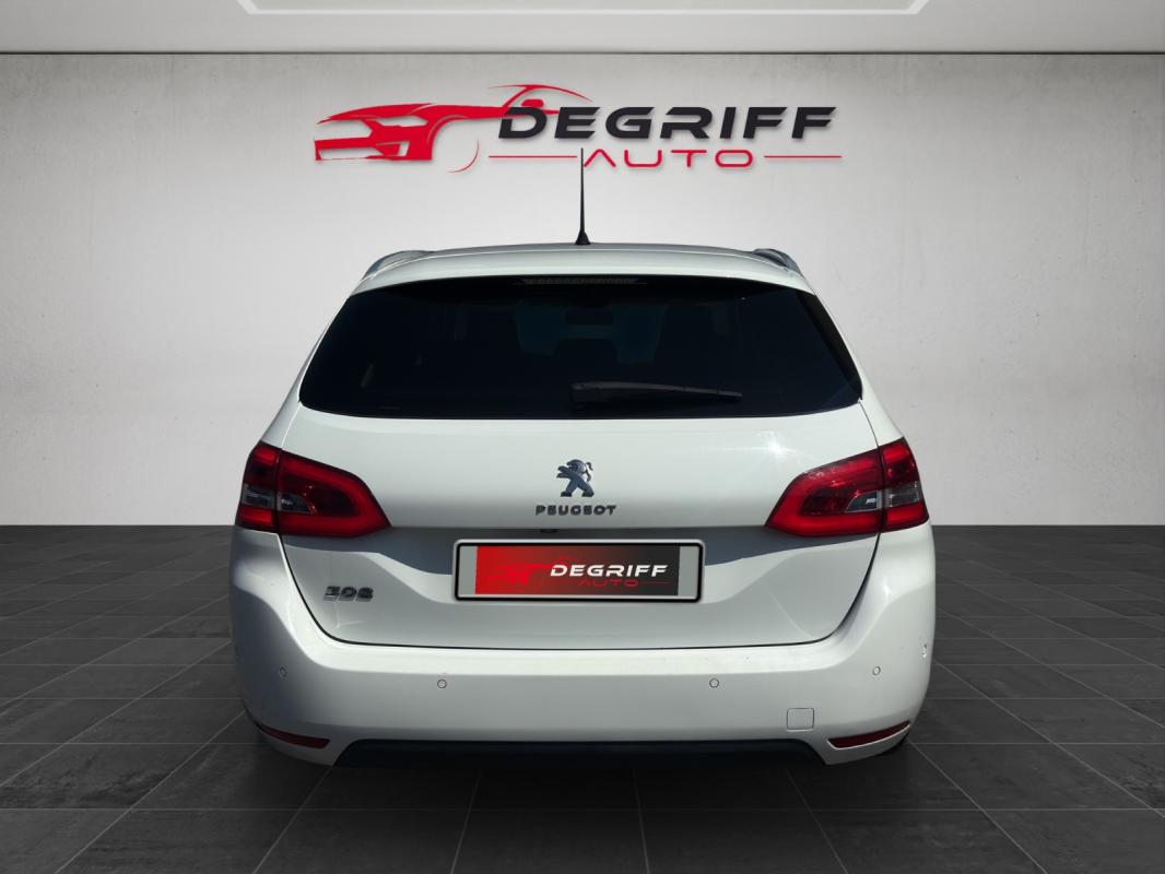 Peugeot 308 130ch SS EAT8 Tech Edition