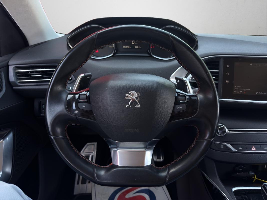 Peugeot 308 130ch SS EAT8 Tech Edition
