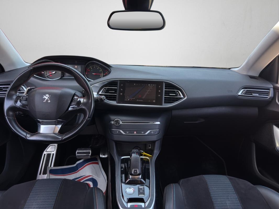 Peugeot 308 130ch SS EAT8 Tech Edition