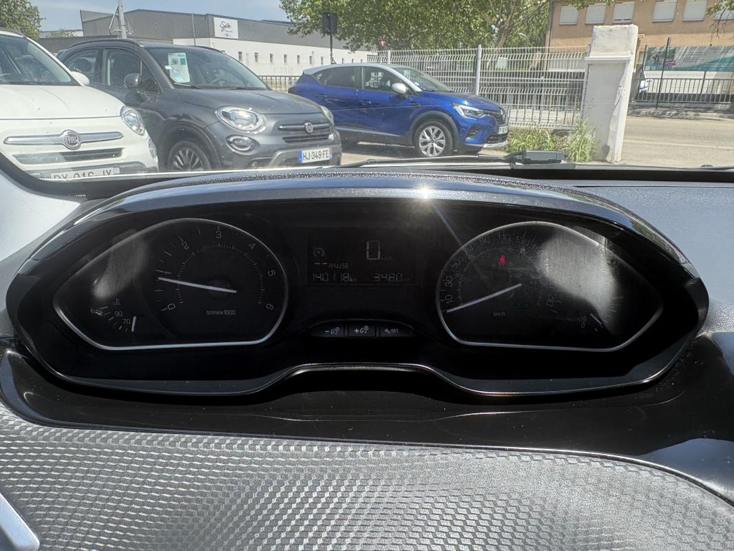 Peugeot 2008 1.6 HDI 75 CV ACTIVE
