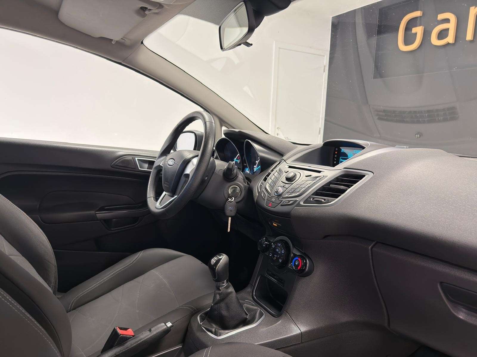 Ford Fiesta Fiesta 1.6 TDCi **GARANTIE 12 MOIS**