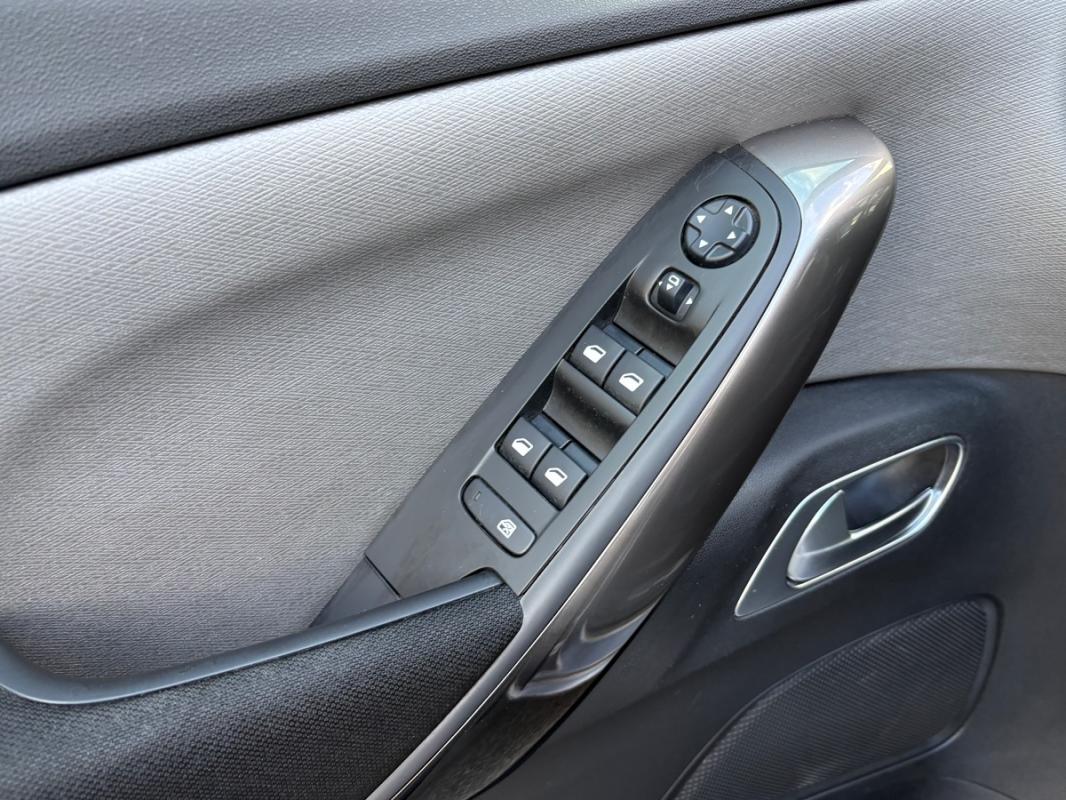 Citroen C4 FEEL 1.5 BlueHDi 130 cv *BON ETAT*