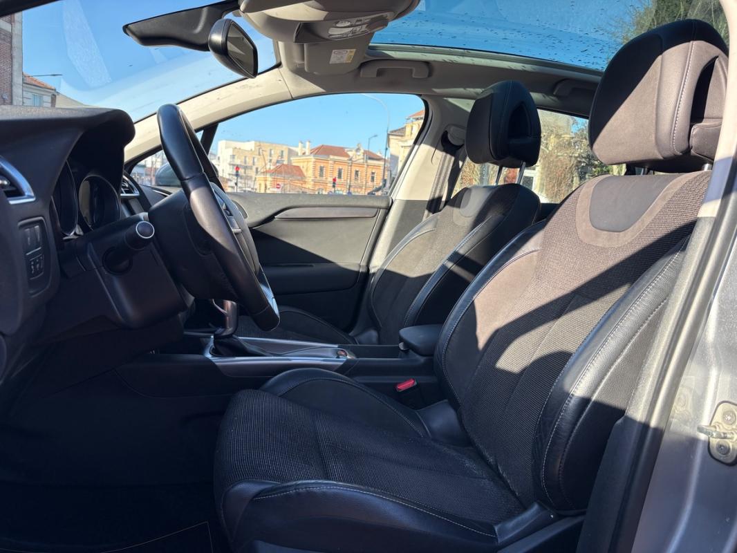 Citroen C4 SHINE EAT6 130 cv Boîte auto * BON ETAT*