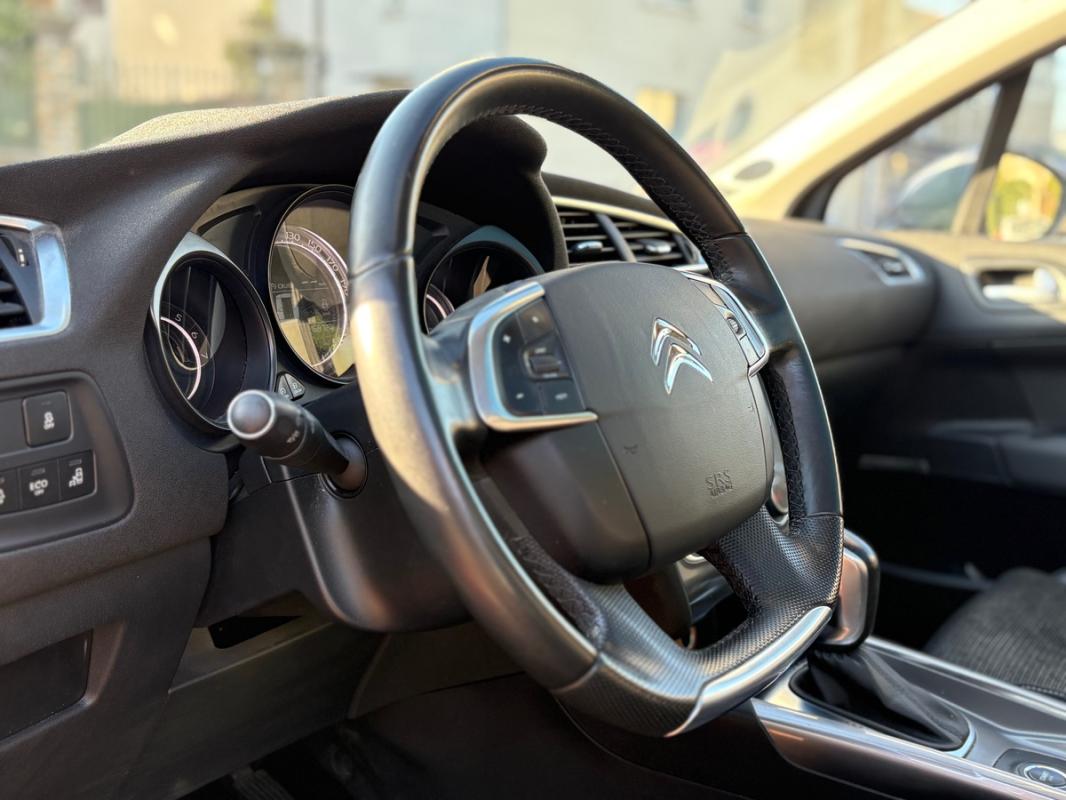 Citroen C4 SHINE EAT6 130 cv Boîte auto * BON ETAT*
