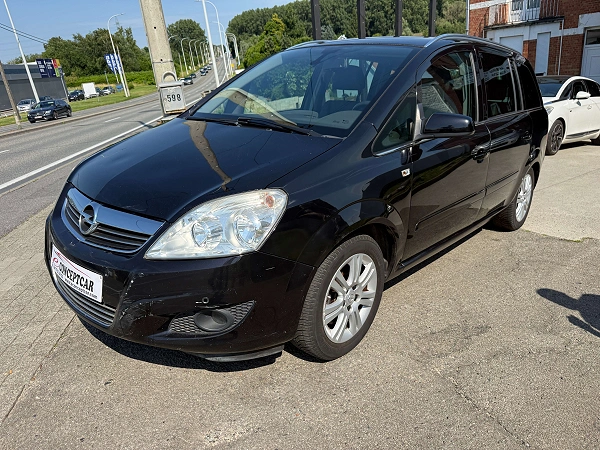 Opel Zafira Zafira 1.9 DT CDTi Cosmo DPF