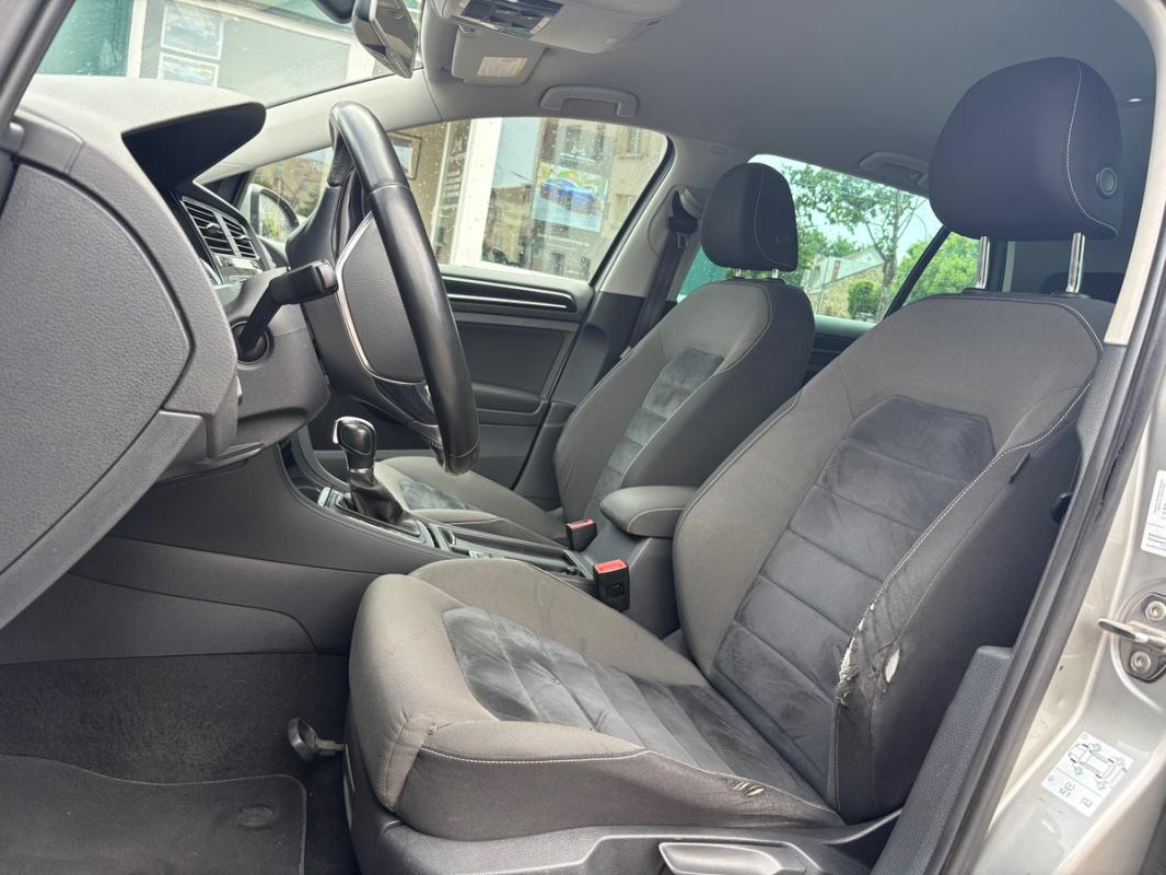 Volkswagen Golf VII 1.4 TSI 16V Blue Motion DSG7 140 cv Boîte auto - CARNET D'ENTRETIEN DISPONIBLE