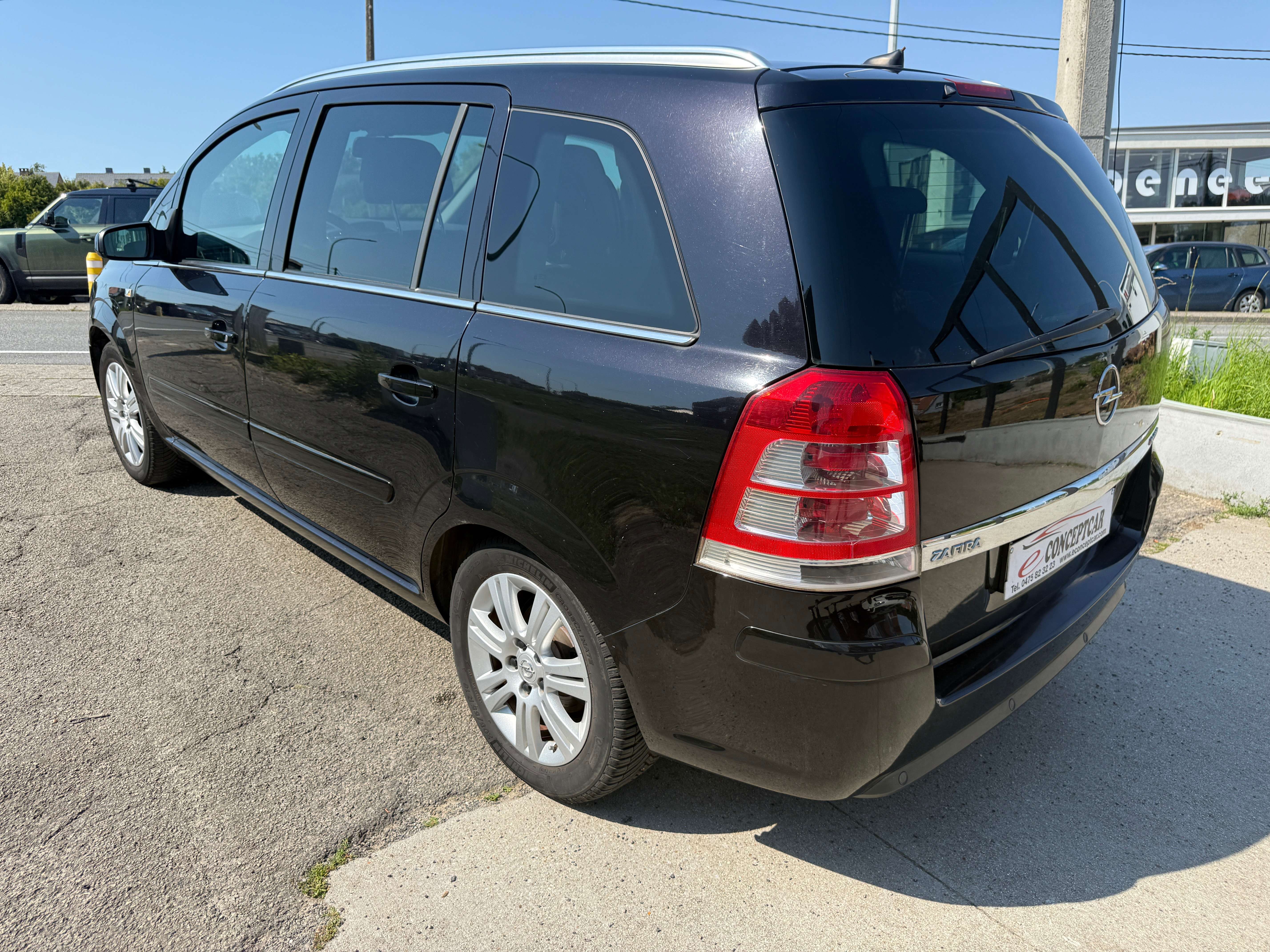 Opel Zafira Zafira 1.9 DT CDTi Cosmo DPF