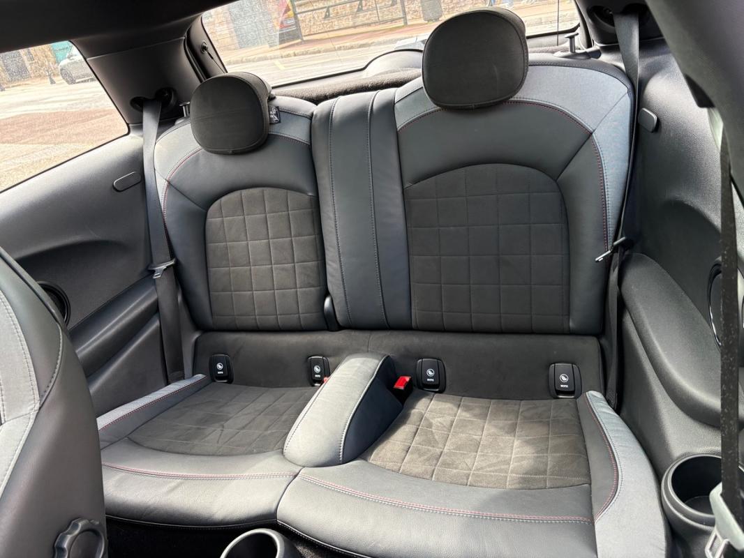 Mini Mini JOHN COOPER WORKS 3 Portes JCW 2.0 231 cv Boîte auto * FULL OPTIONS