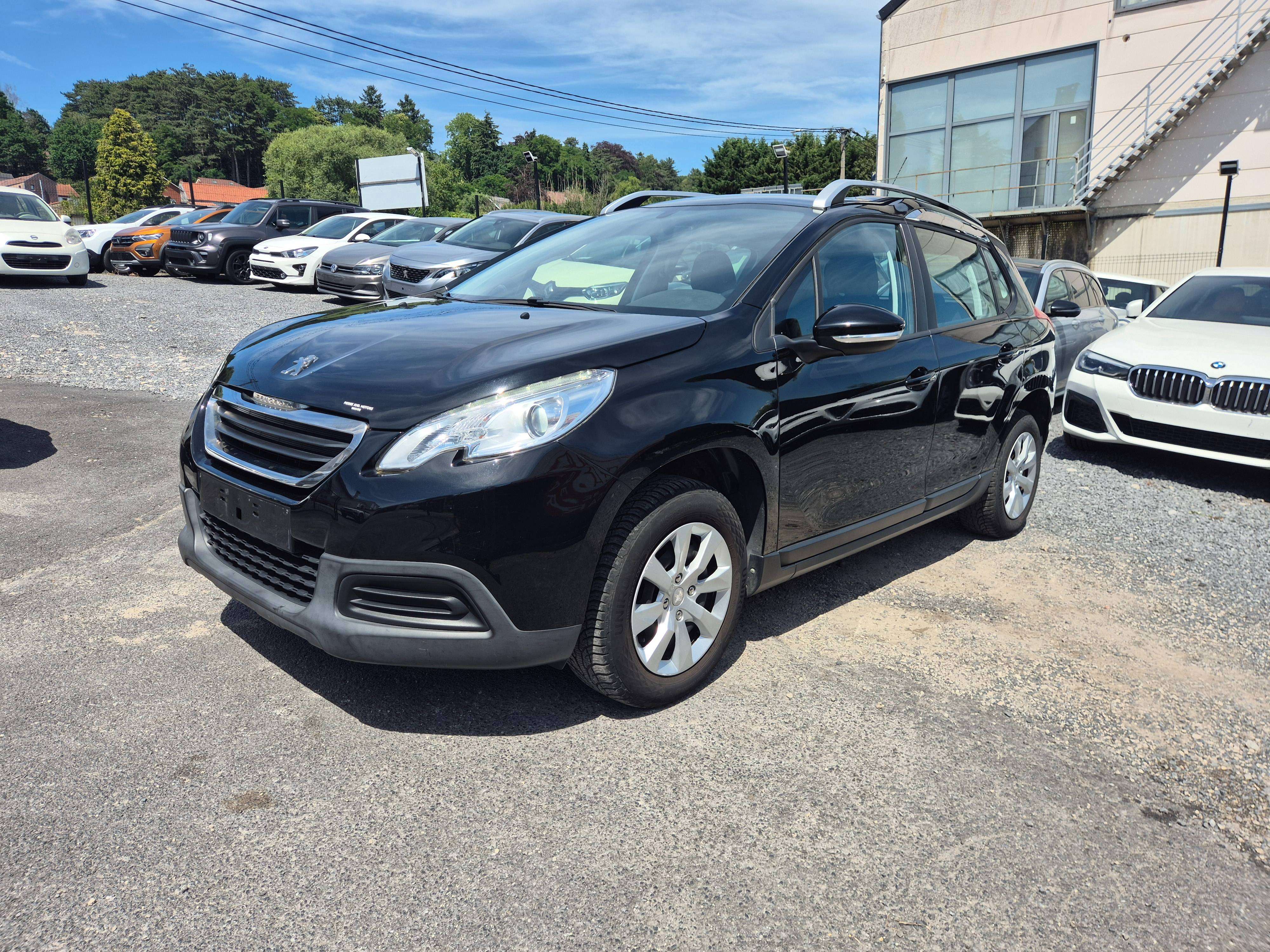 Peugeot 2008 1.2i Access