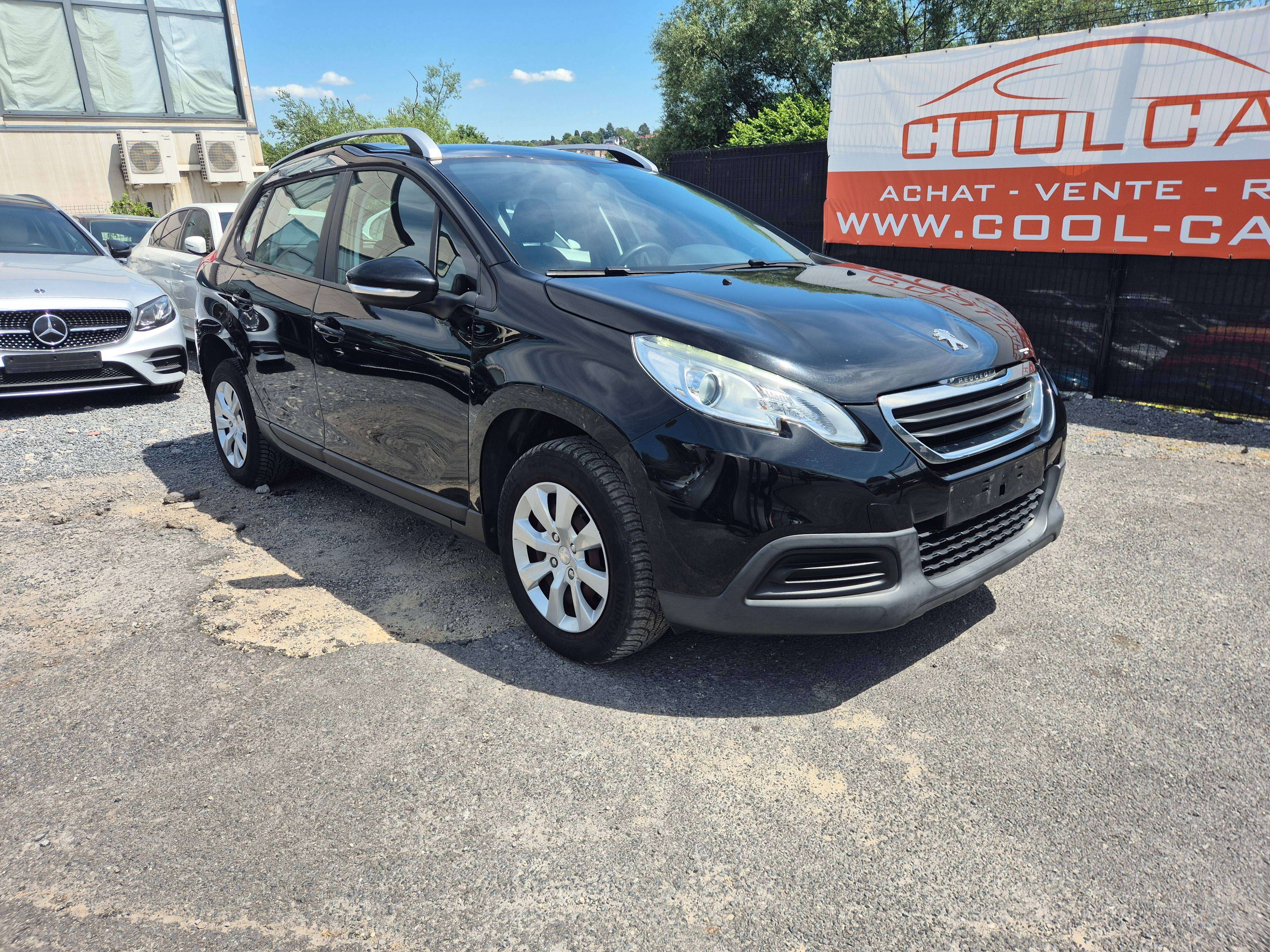 Peugeot 2008 1.2i Access