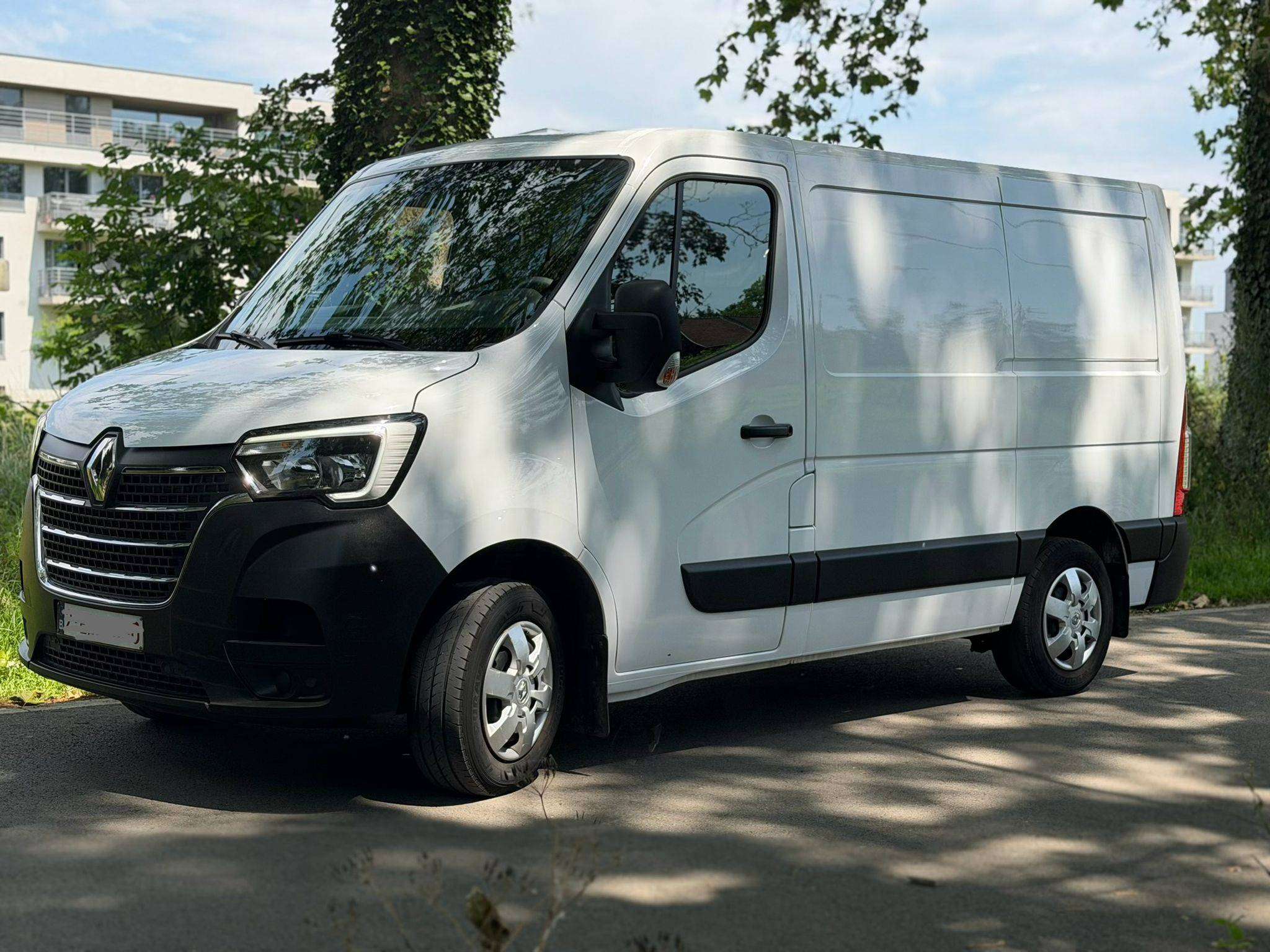 Renault Master 2.3 dCi 28 L1H1 Grand Confort - Garantie 08/2028