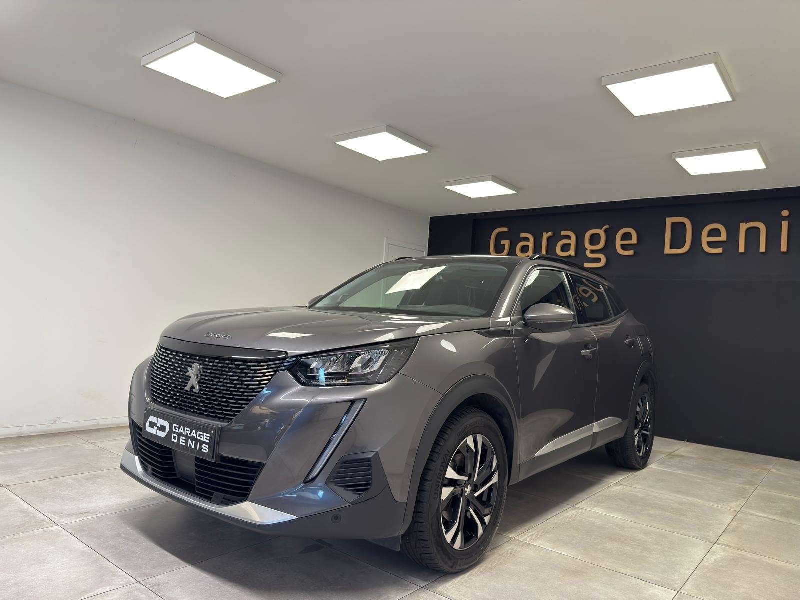 Peugeot 2008 2008 1.2 **GPS+CAMERA360*LED*TOIT-PANO*GARANTIE*
