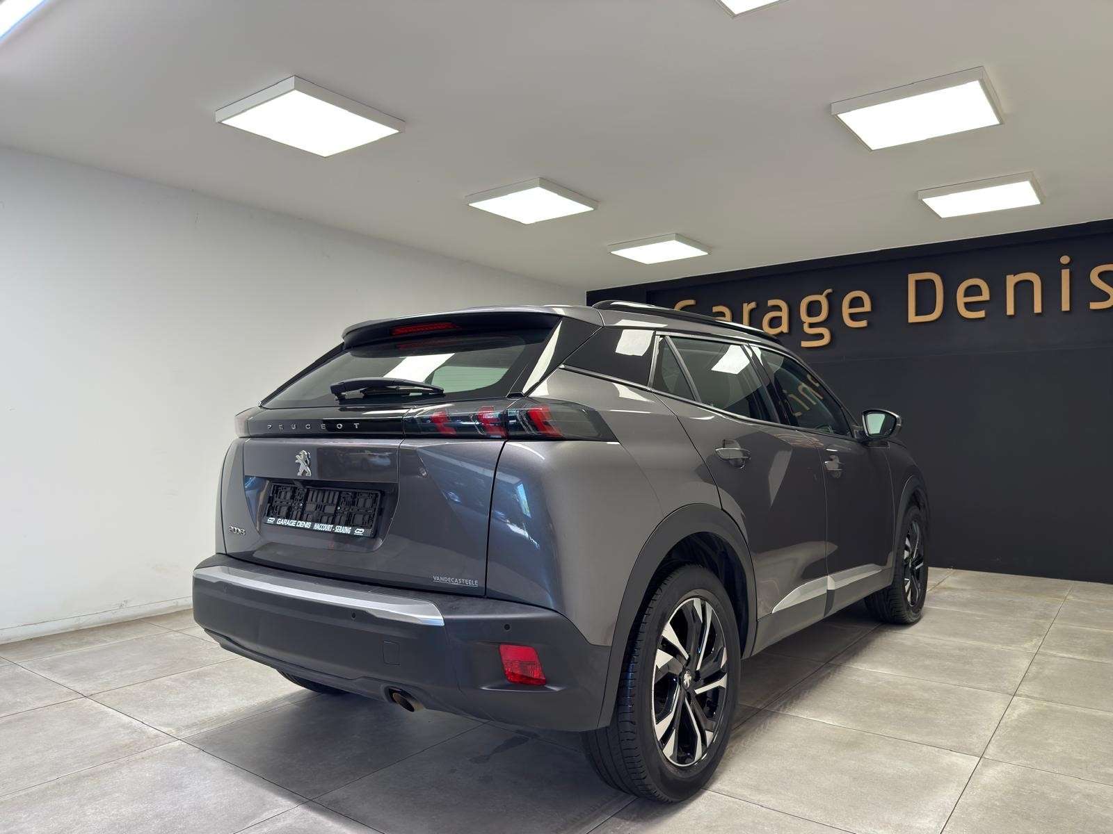 Peugeot 2008 2008 1.2 **GPS+CAMERA360*LED*TOIT-PANO*GARANTIE*