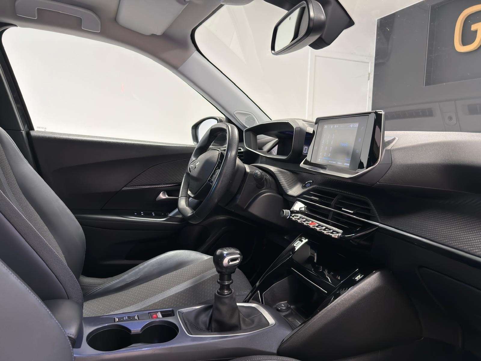 Peugeot 2008 2008 1.2 **GPS+CAMERA360*LED*TOIT-PANO*GARANTIE*