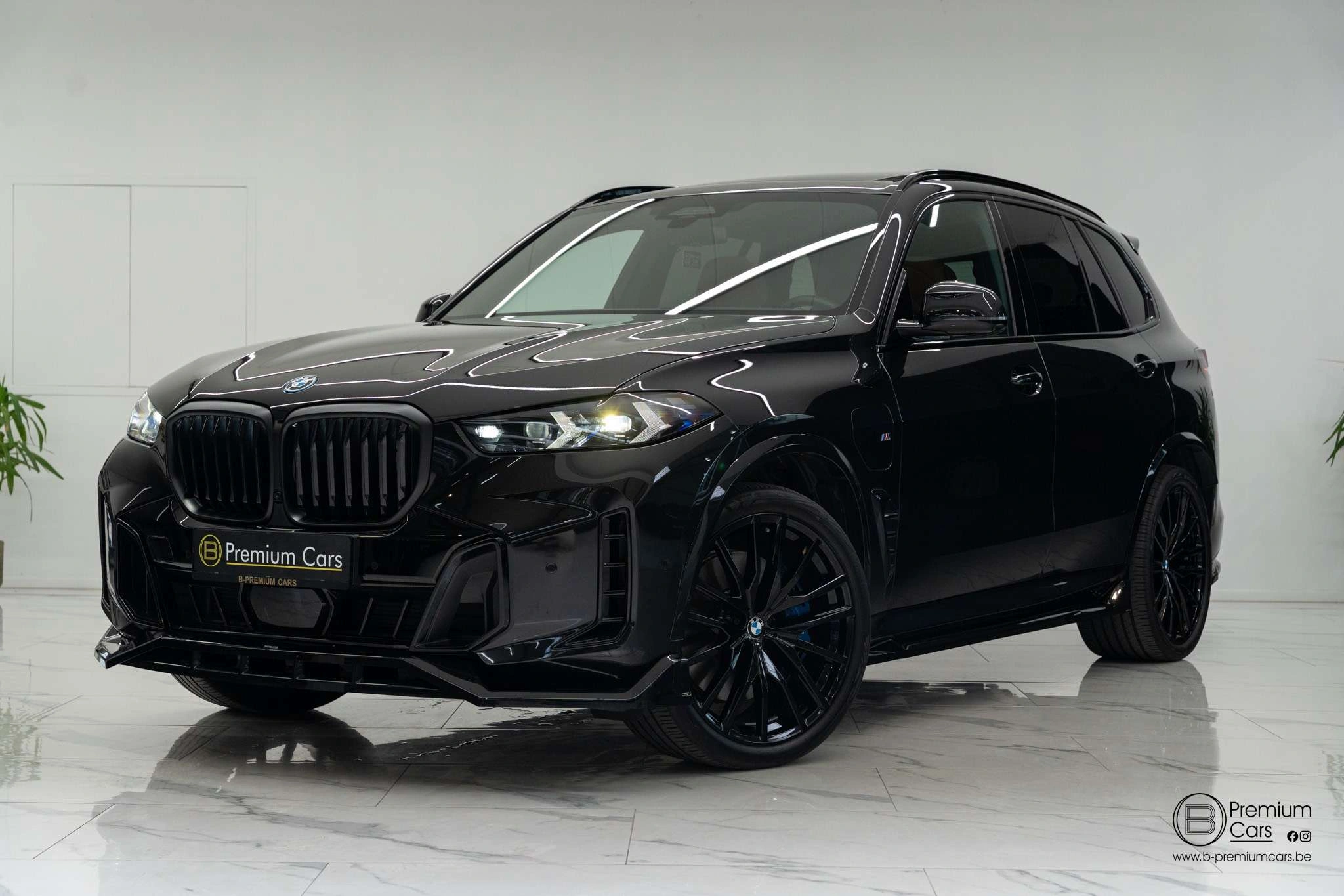 BMW X5 xDrive50e hybrid M-Performance bodykit! Pano, H&K, Acc, Hud!
