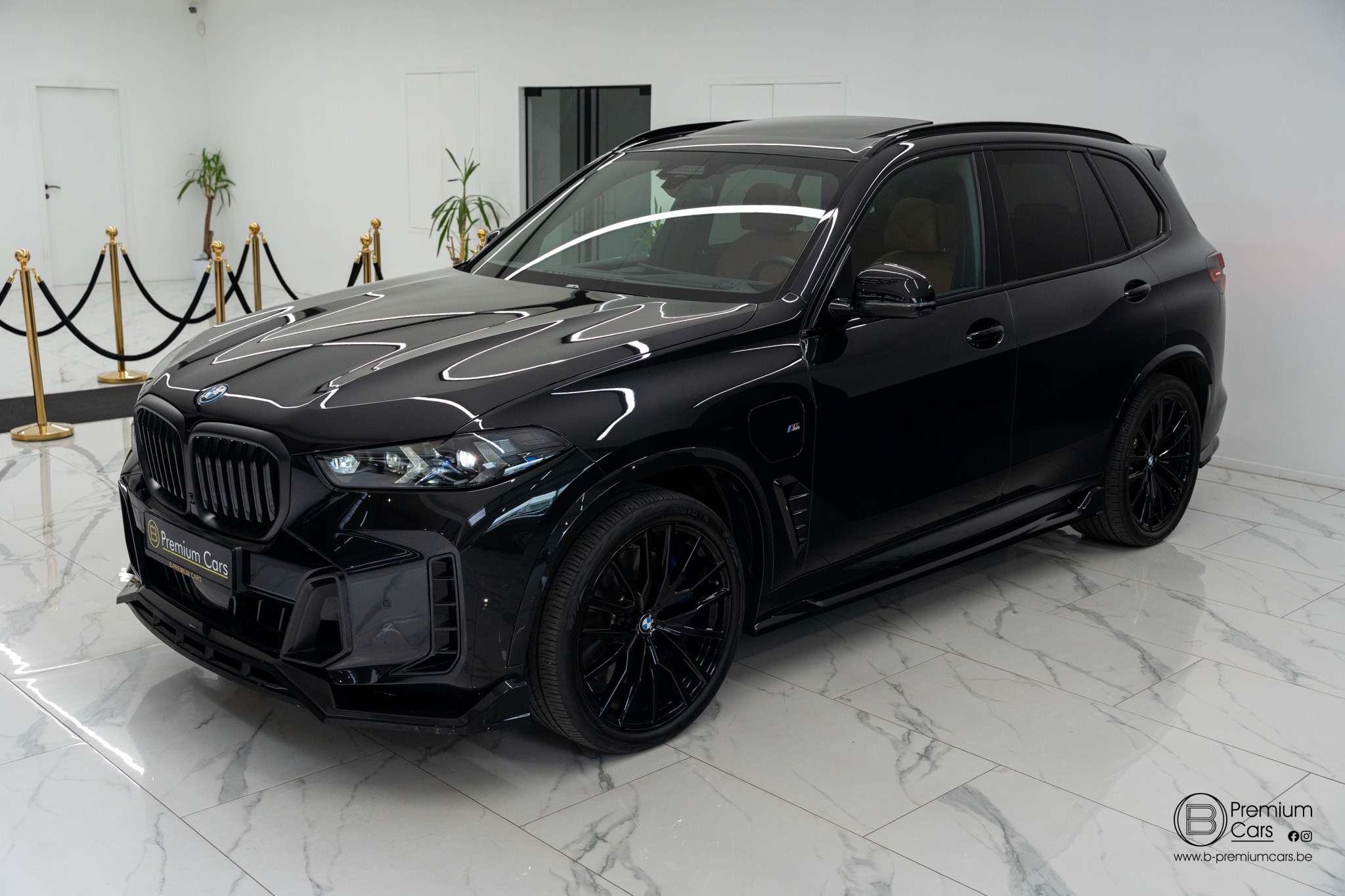 BMW X5 xDrive50e hybrid M-Performance bodykit! Pano, H&K, Acc, Hud!