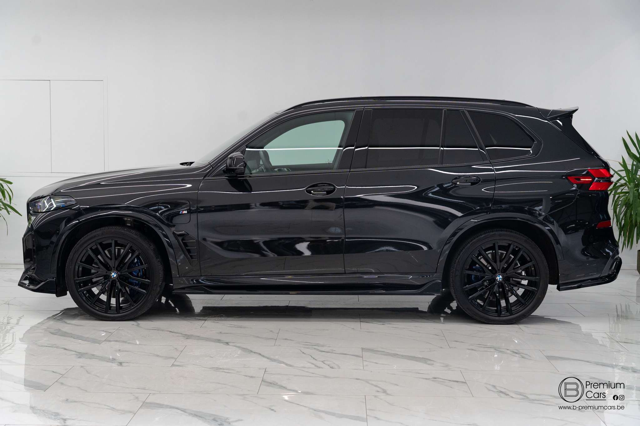 BMW X5 xDrive50e hybrid M-Performance bodykit! Pano, H&K, Acc, Hud!