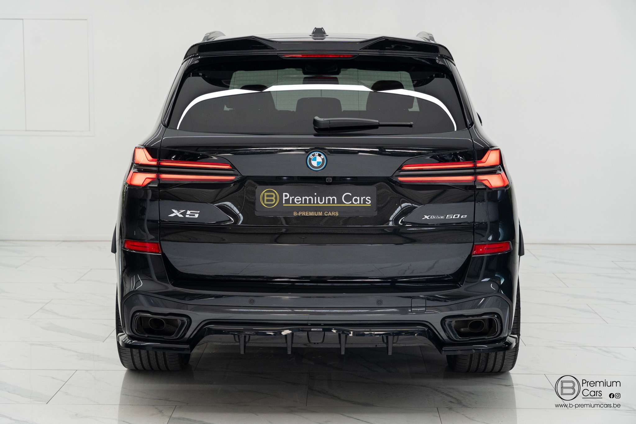 BMW X5 xDrive50e hybrid M-Performance bodykit! Pano, H&K, Acc, Hud!