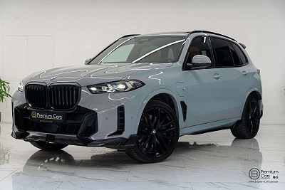 BMW X5 xDrive50e hybrid M-Performance bodykit! Pano, H&K, Acc, Hud!