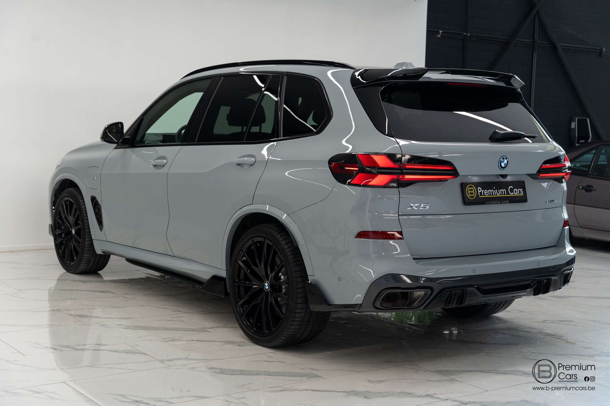 BMW X5 xDrive50e hybrid M-Performance bodykit! Pano, H&K, Acc, Hud!