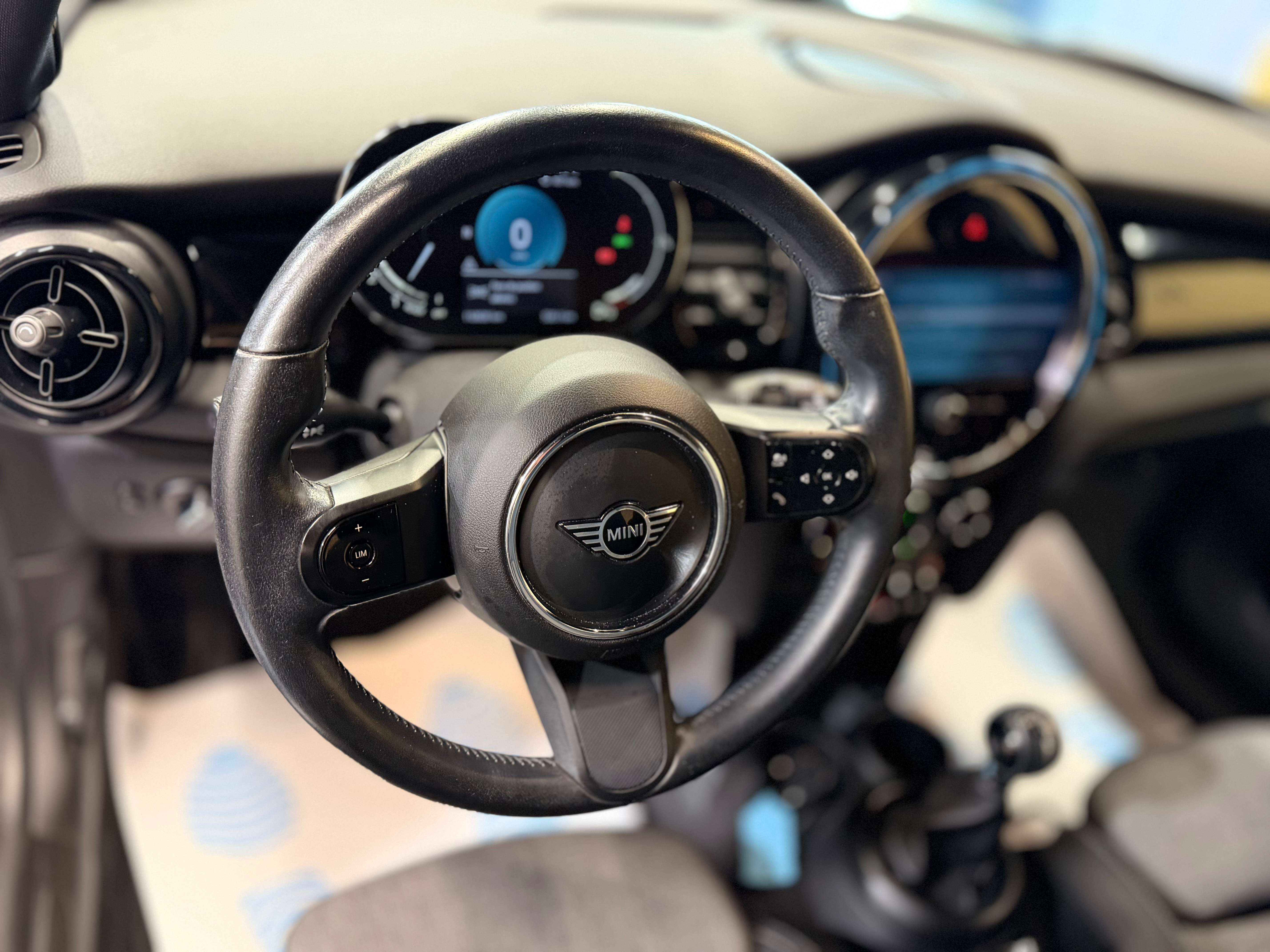 MINI Cooper 1.5I SPORT - 5 PORTES * GARANTIE 12 MOIS **