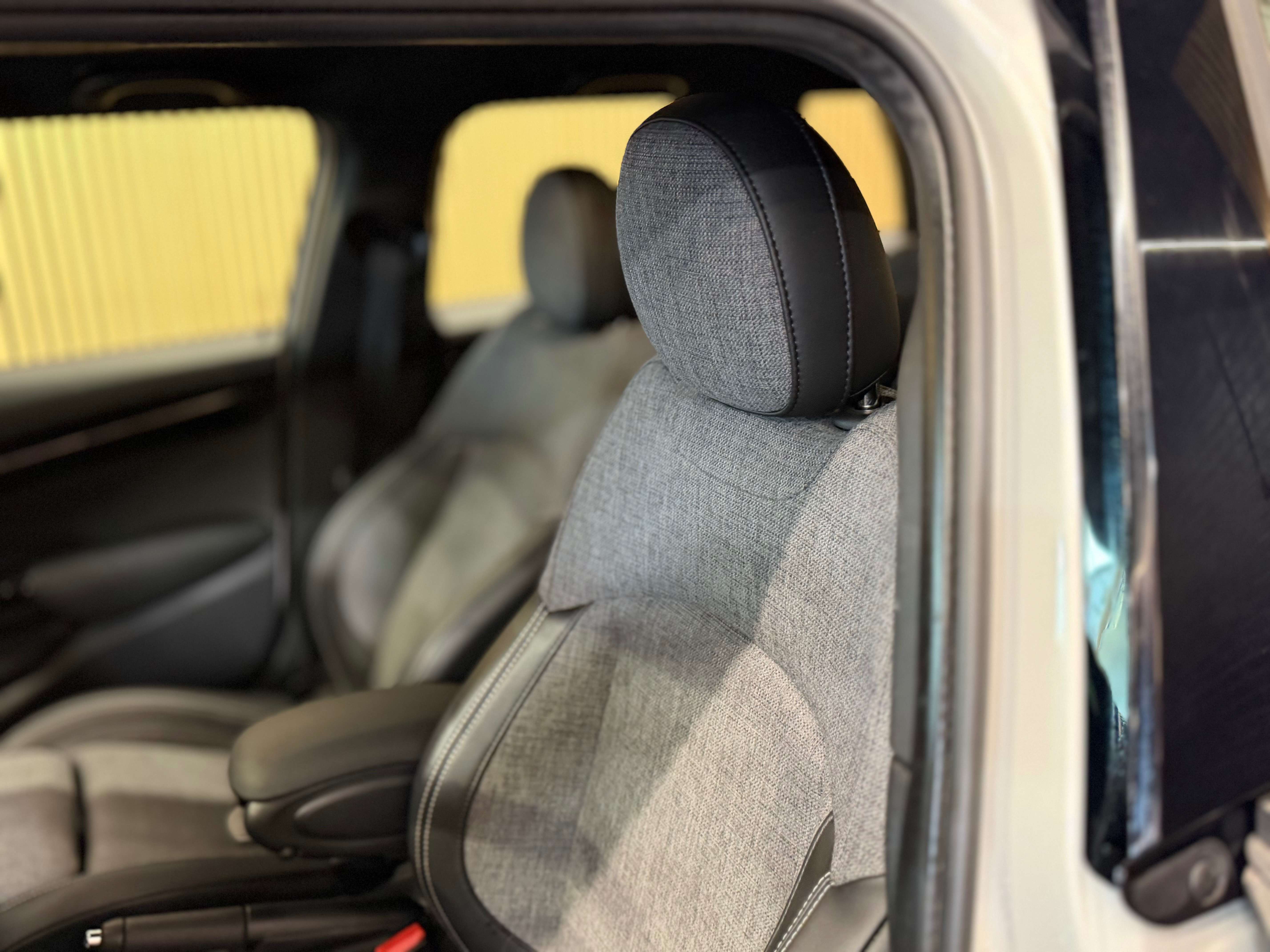 MINI Cooper 1.5I SPORT - 5 PORTES * GARANTIE 12 MOIS **