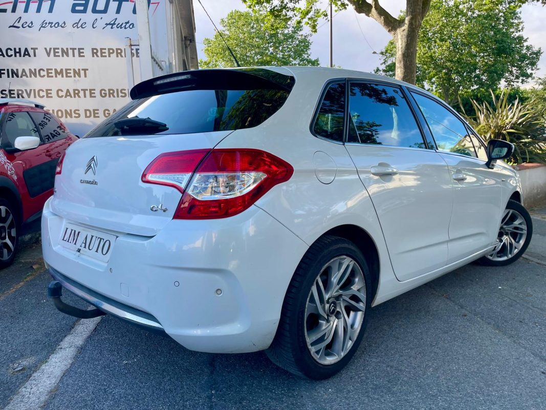 Citroen C4 1.6 e-HDi 115 EXCLUSIVE+ BMP6