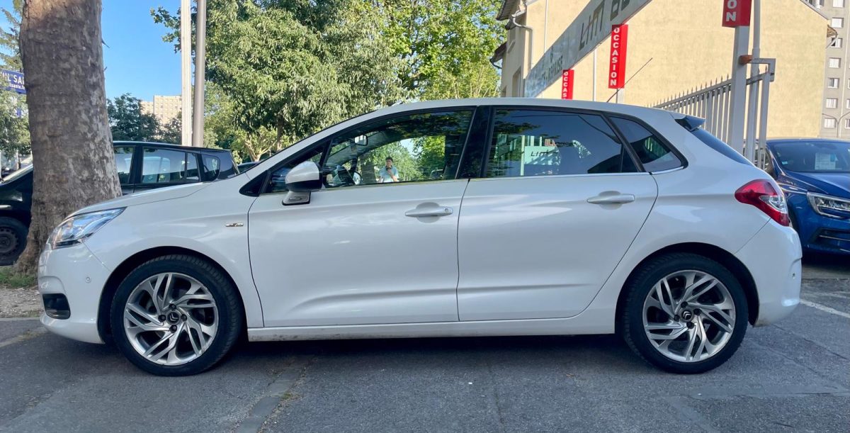 Citroen C4 1.6 e-HDi 115 EXCLUSIVE+ BMP6