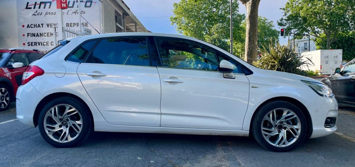 Citroen C4 1.6 e-HDi 115 EXCLUSIVE+ BMP6