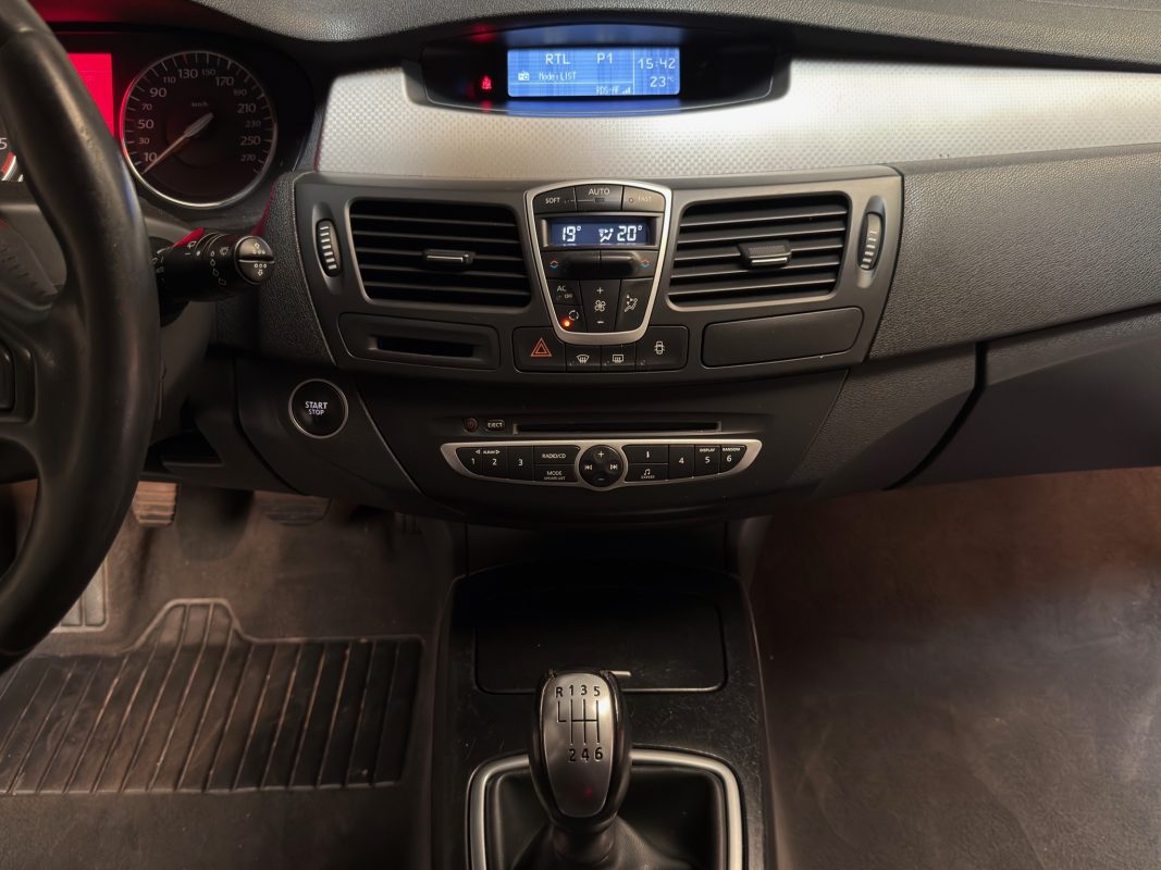 Renault Laguna 3 III 2.0 DCI 150 Cv MOTEUR A CHAINE / FINITION PRIVILEGE