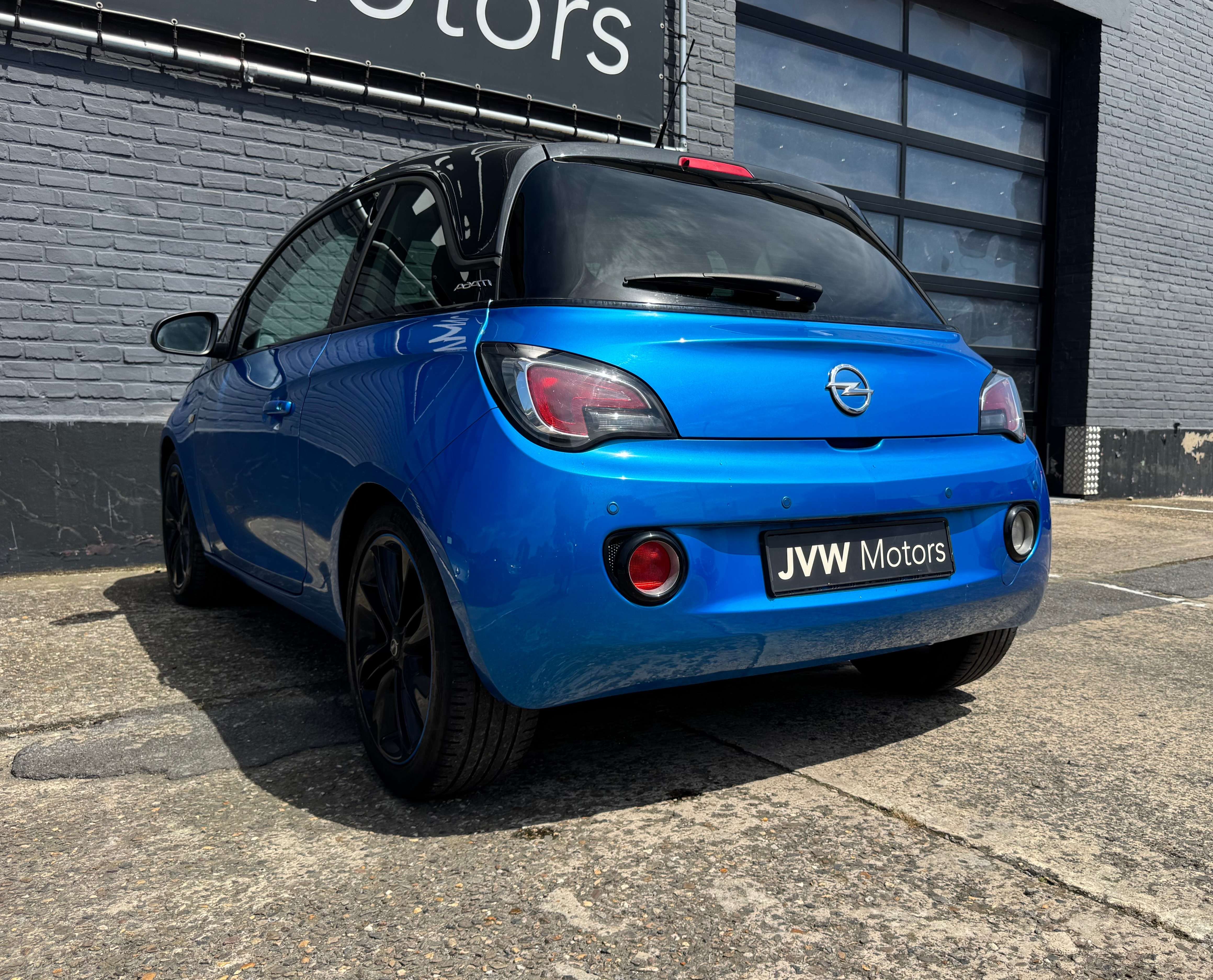Opel Adam 1.2i * 94dKM * Ketting * Cruise * Airco * 17" Velgen * Garantie