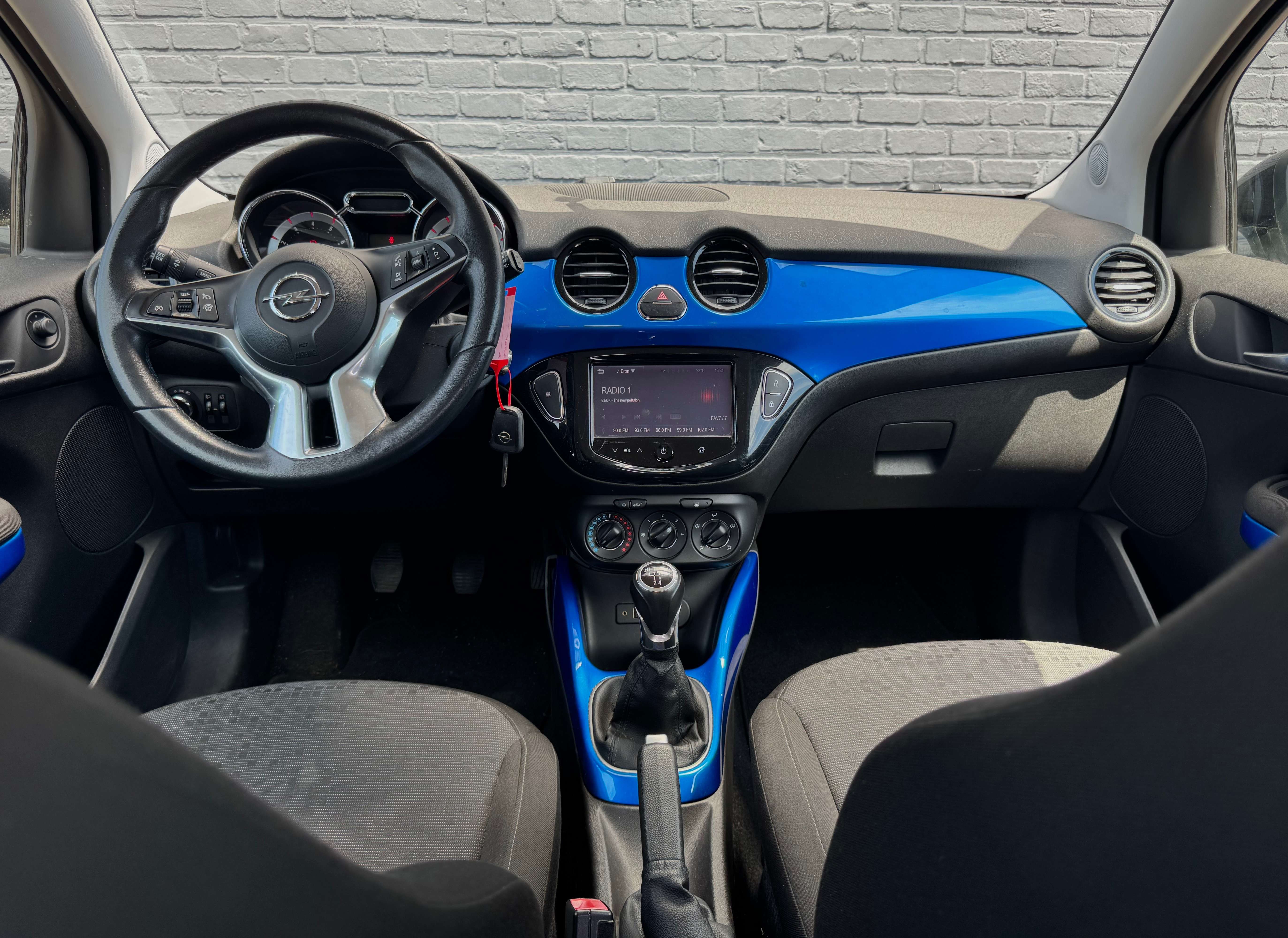 Opel Adam 1.2i * 94dKM * Ketting * Cruise * Airco * 17" Velgen * Garantie