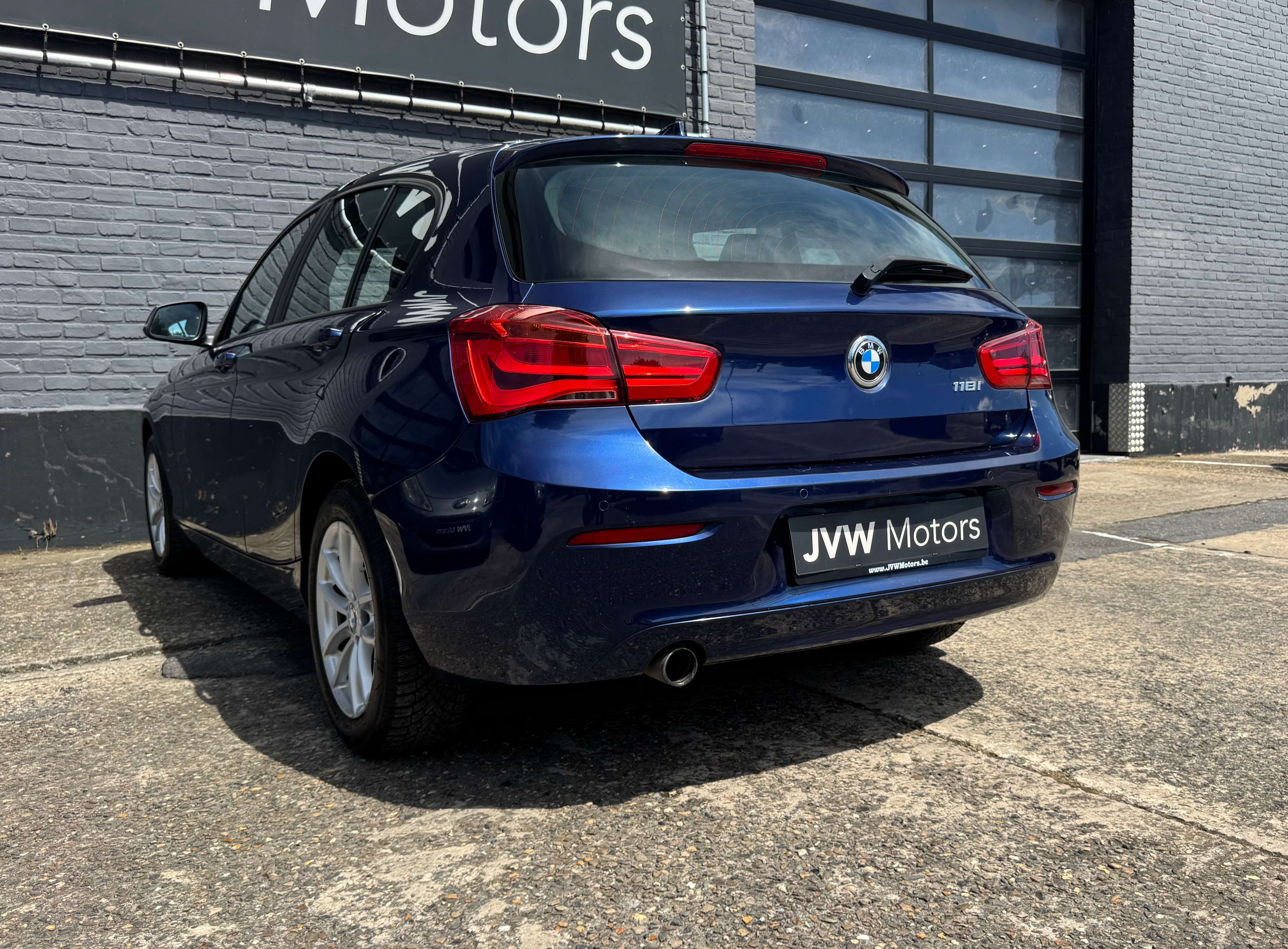 BMW 118 i 136pk * Leder * Navi * PDC V+A * Garantie