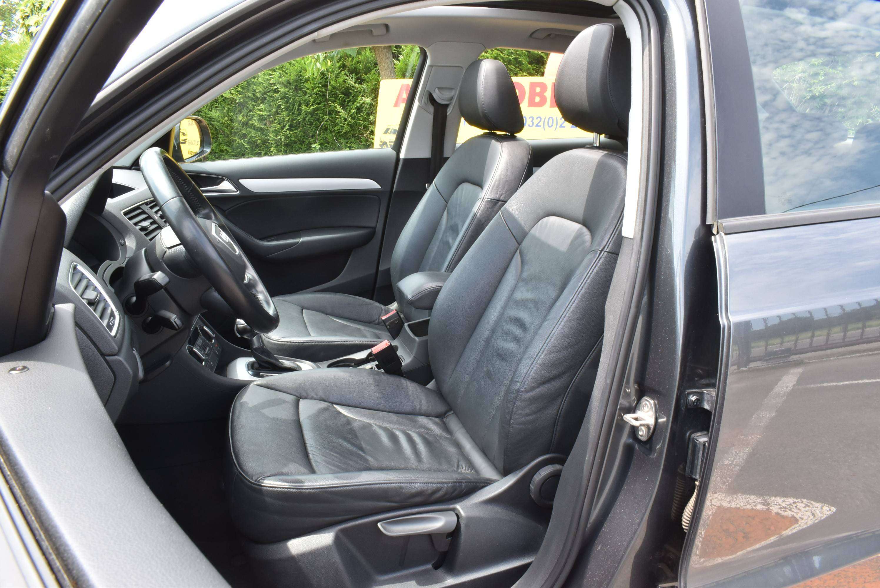 Audi Q3 1.4 TFSI Design S tronic Xenon/Pano/GPS
