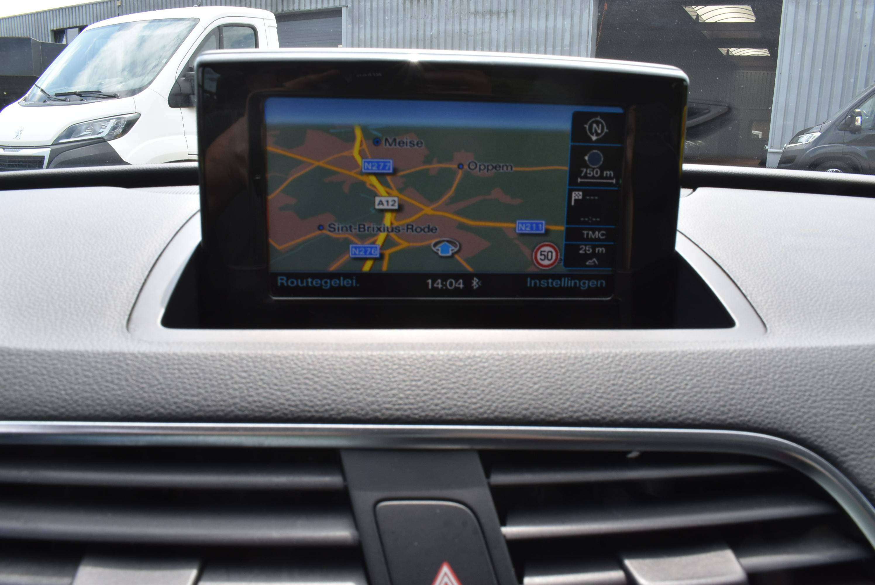 Audi Q3 1.4 TFSI Design S tronic Xenon/Pano/GPS