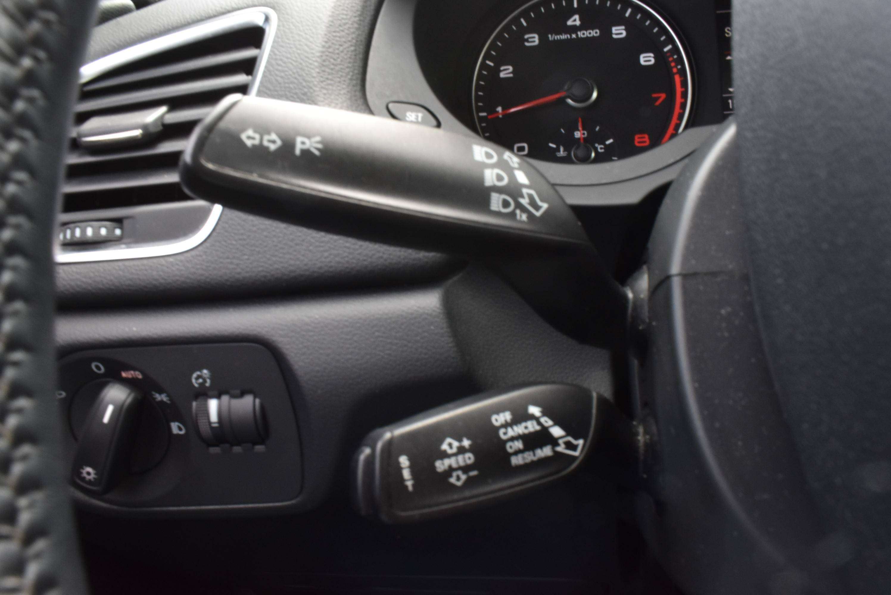 Audi Q3 1.4 TFSI Design S tronic Xenon/Pano/GPS